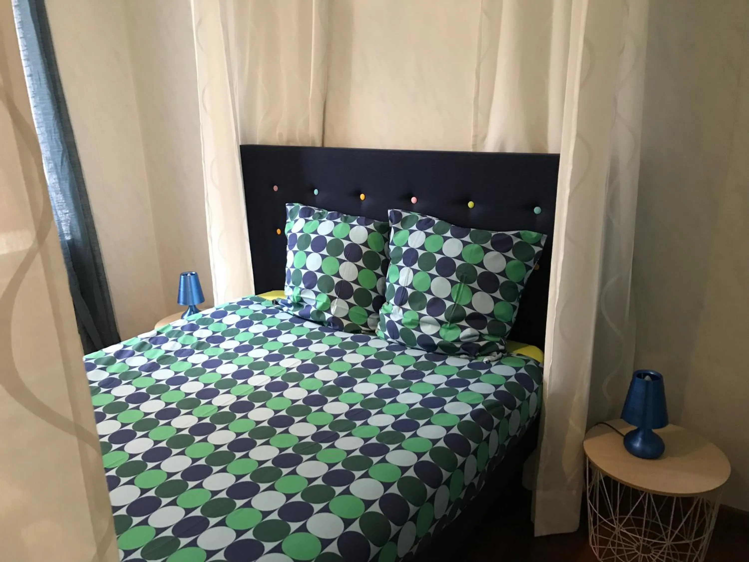 Bedroom, Bed in La Bourguignotte