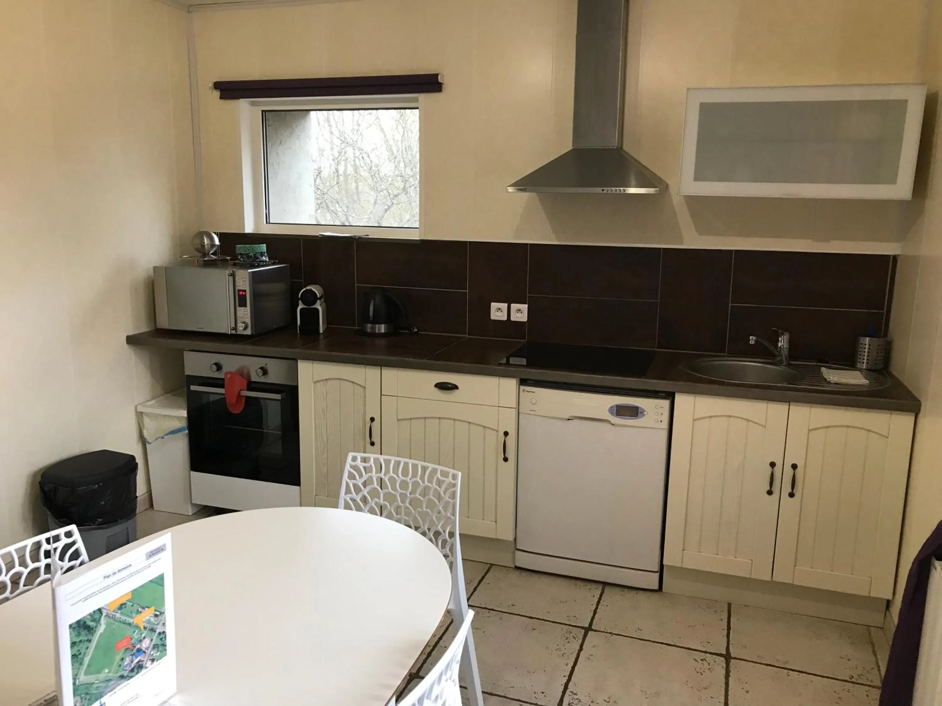 Kitchen or kitchenette in La Bourguignotte