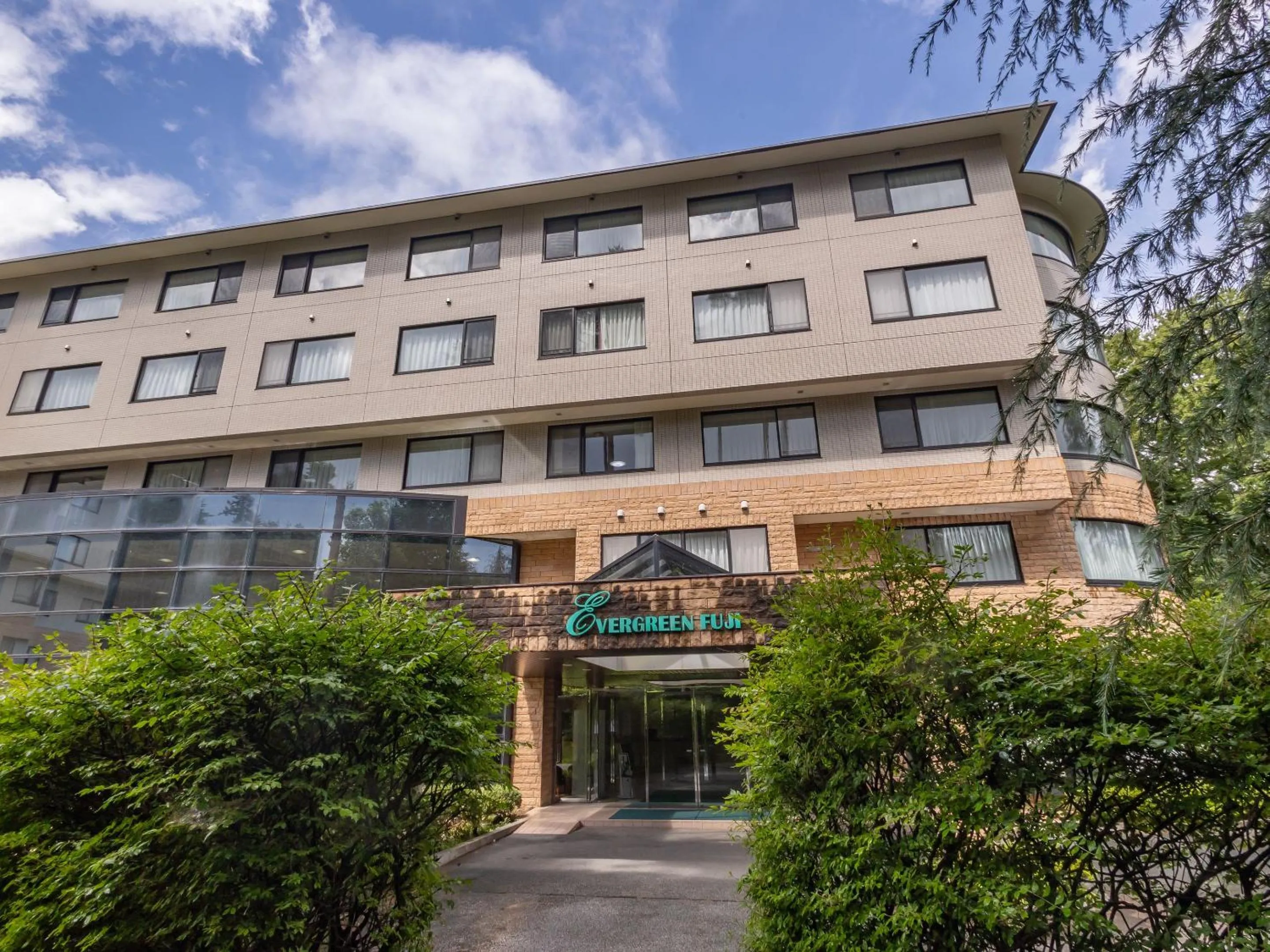 Property building in Evergreen-Fuji