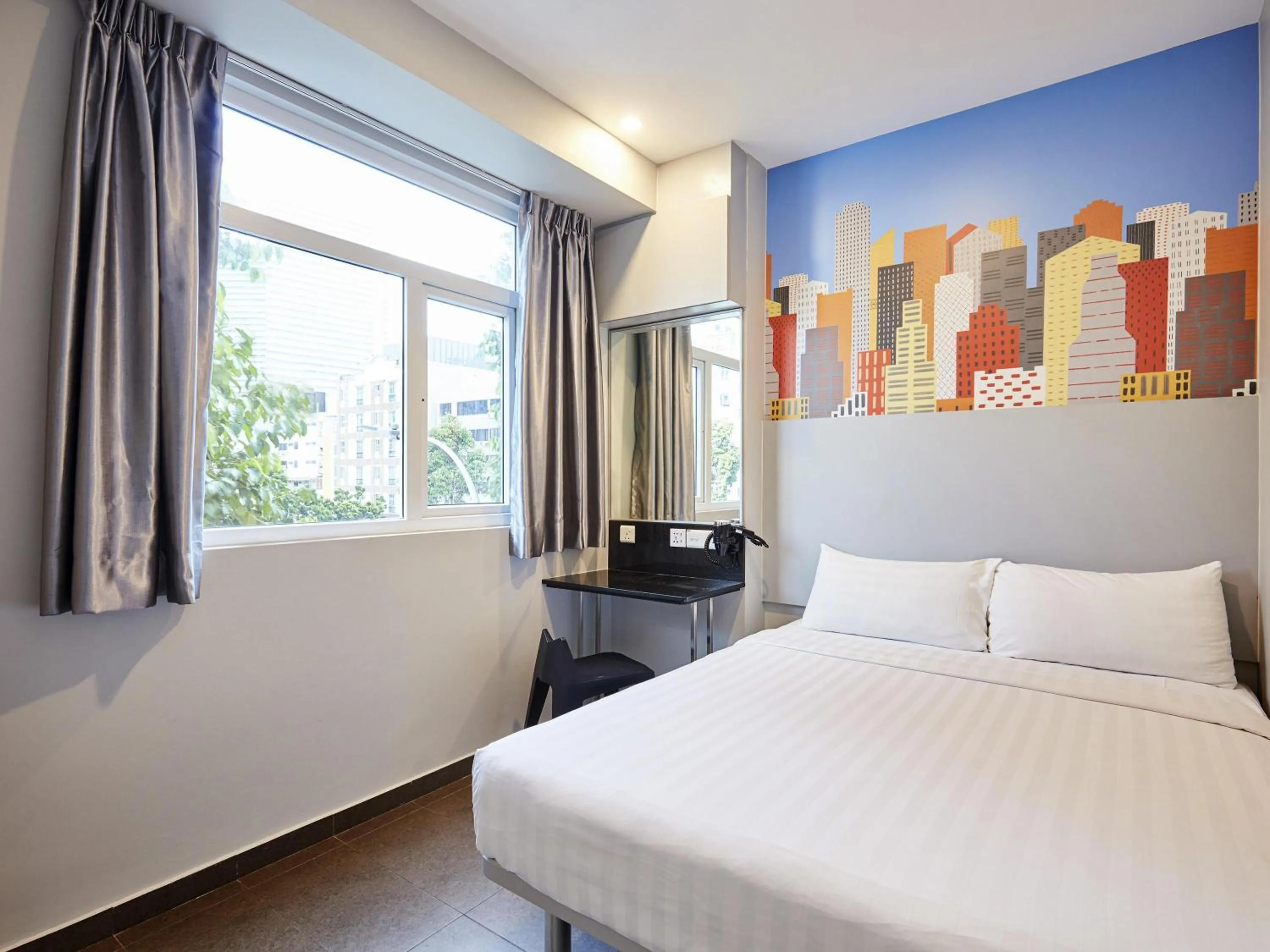 Bedroom, Bed in ibis budget Singapore Bugis