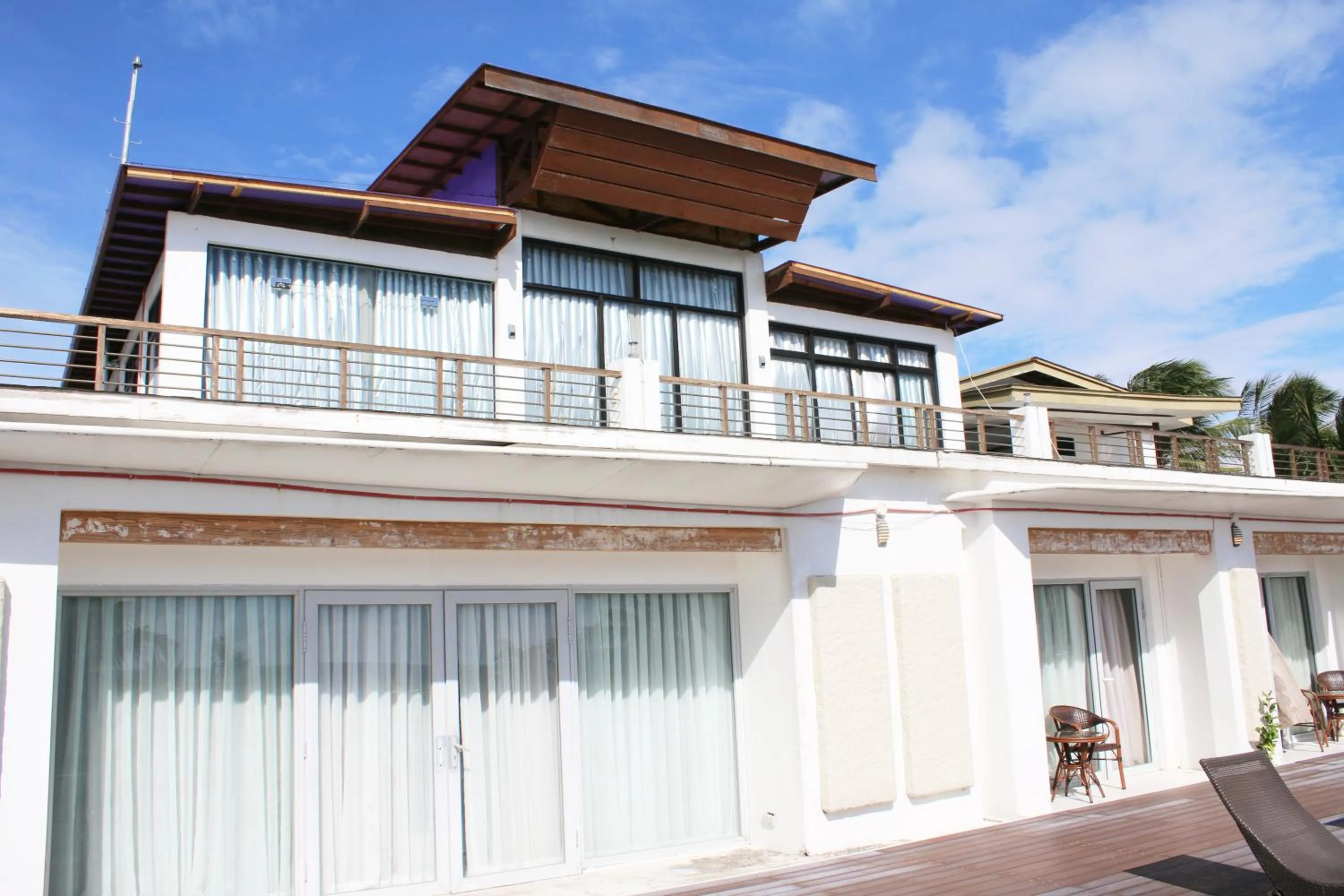 The Muse Beach Front Hotel Boracay