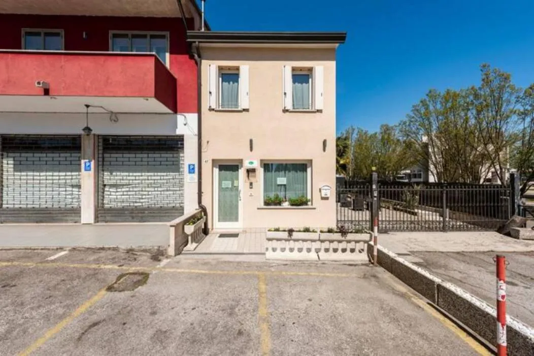 Venice Guest House B&B