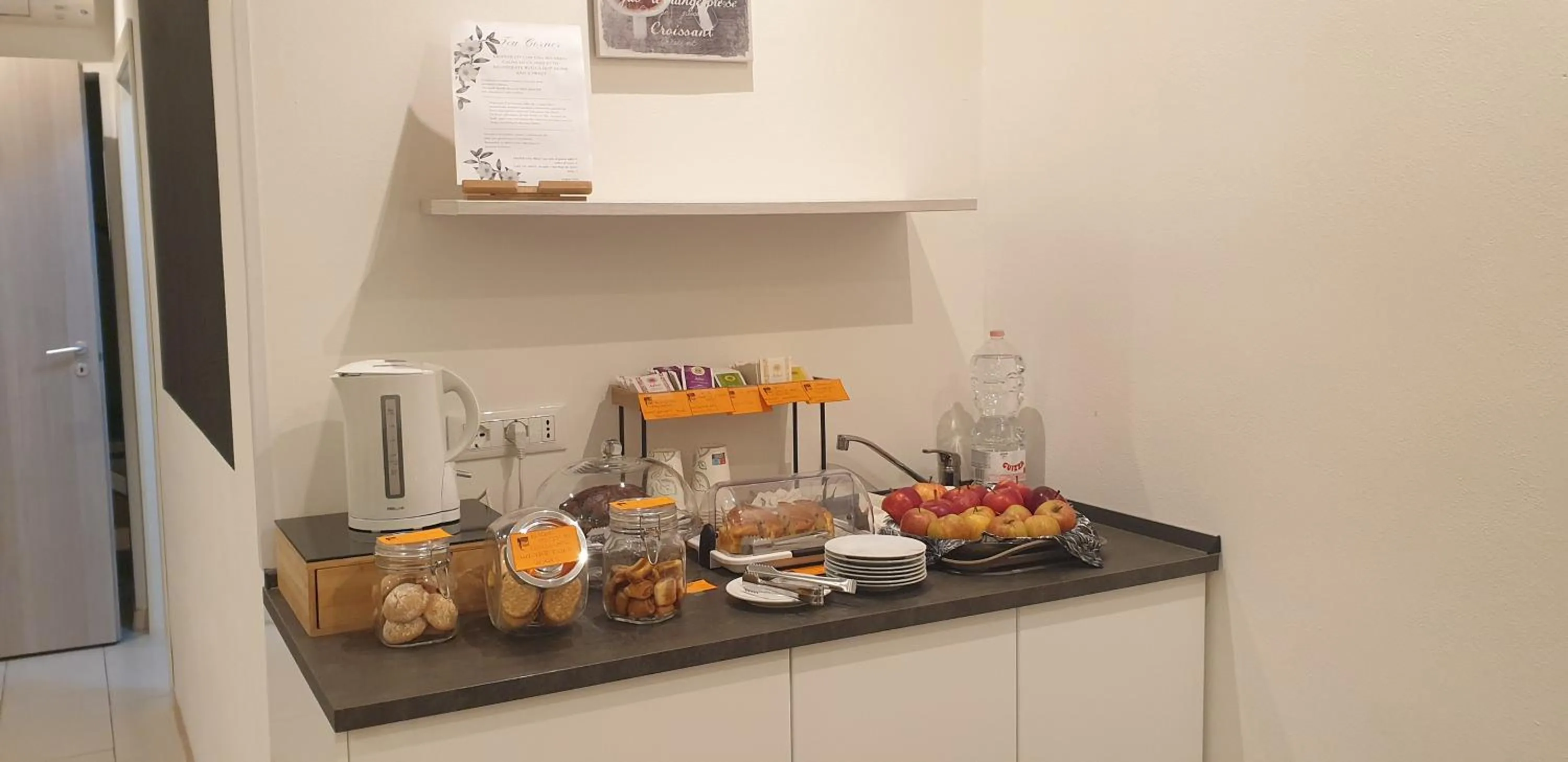 Kitchen or kitchenette in Venice Guest House B&B