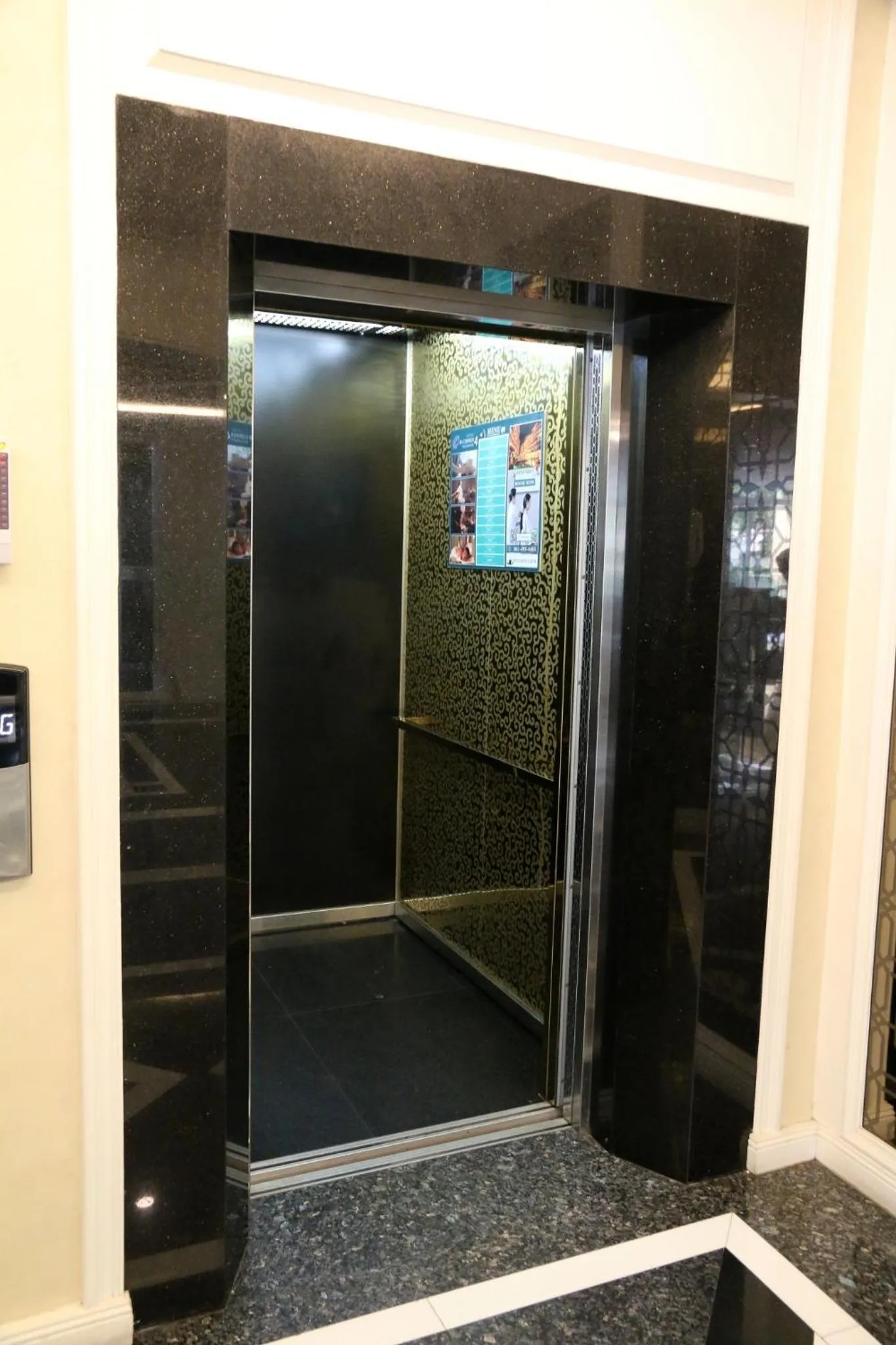 elevator in Crystal Palace Luxury Hotel Pattaya