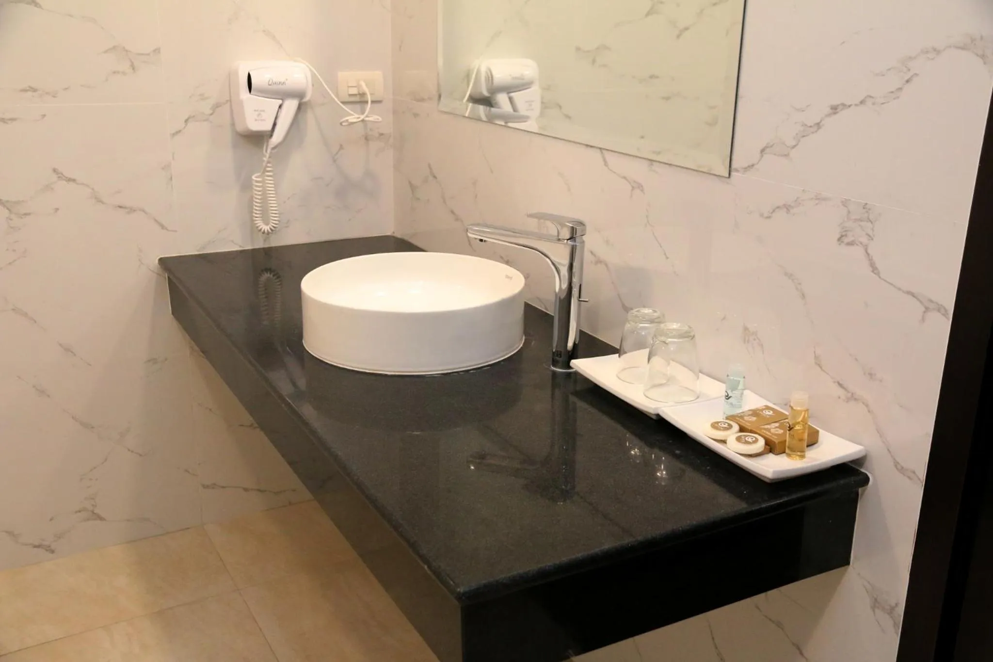 Toilet in Crystal Palace Luxury Hotel Pattaya