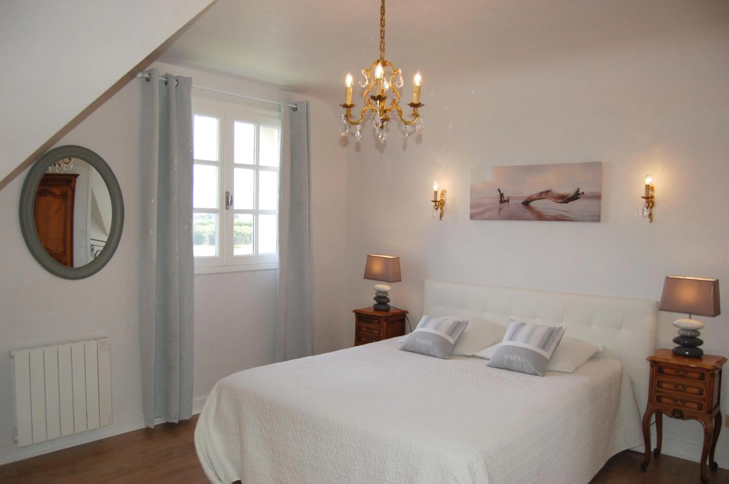 Bedroom, Bed in Hotel Spa La Malouinière Des Longchamps - Saint-Malo