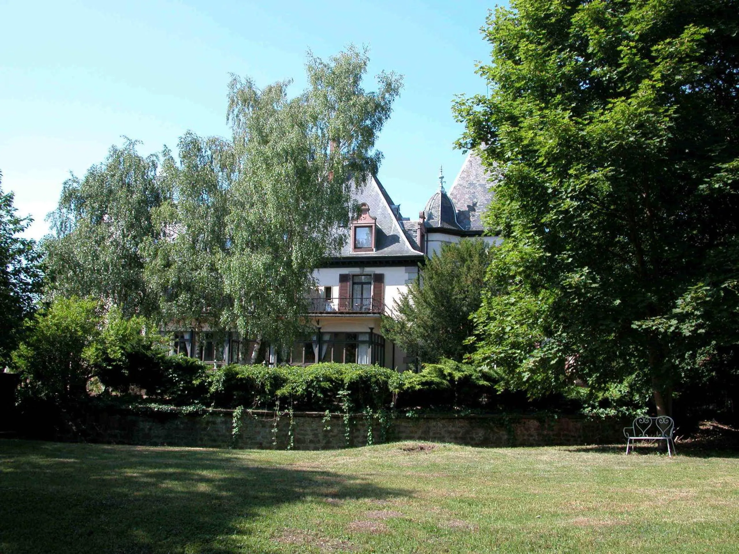Property building in Domaine de Beaupré - Hotel The Originals Relais