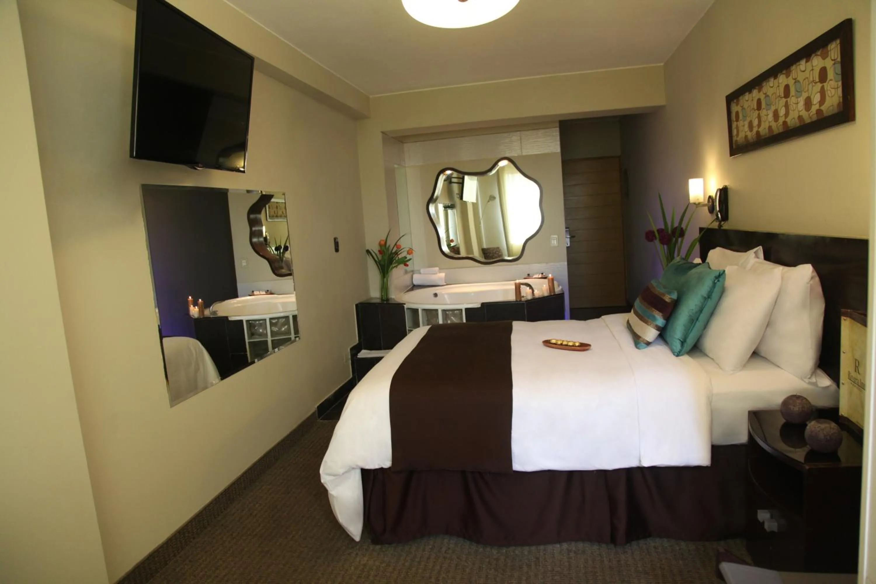 Bed in Hotel Rivera Inn