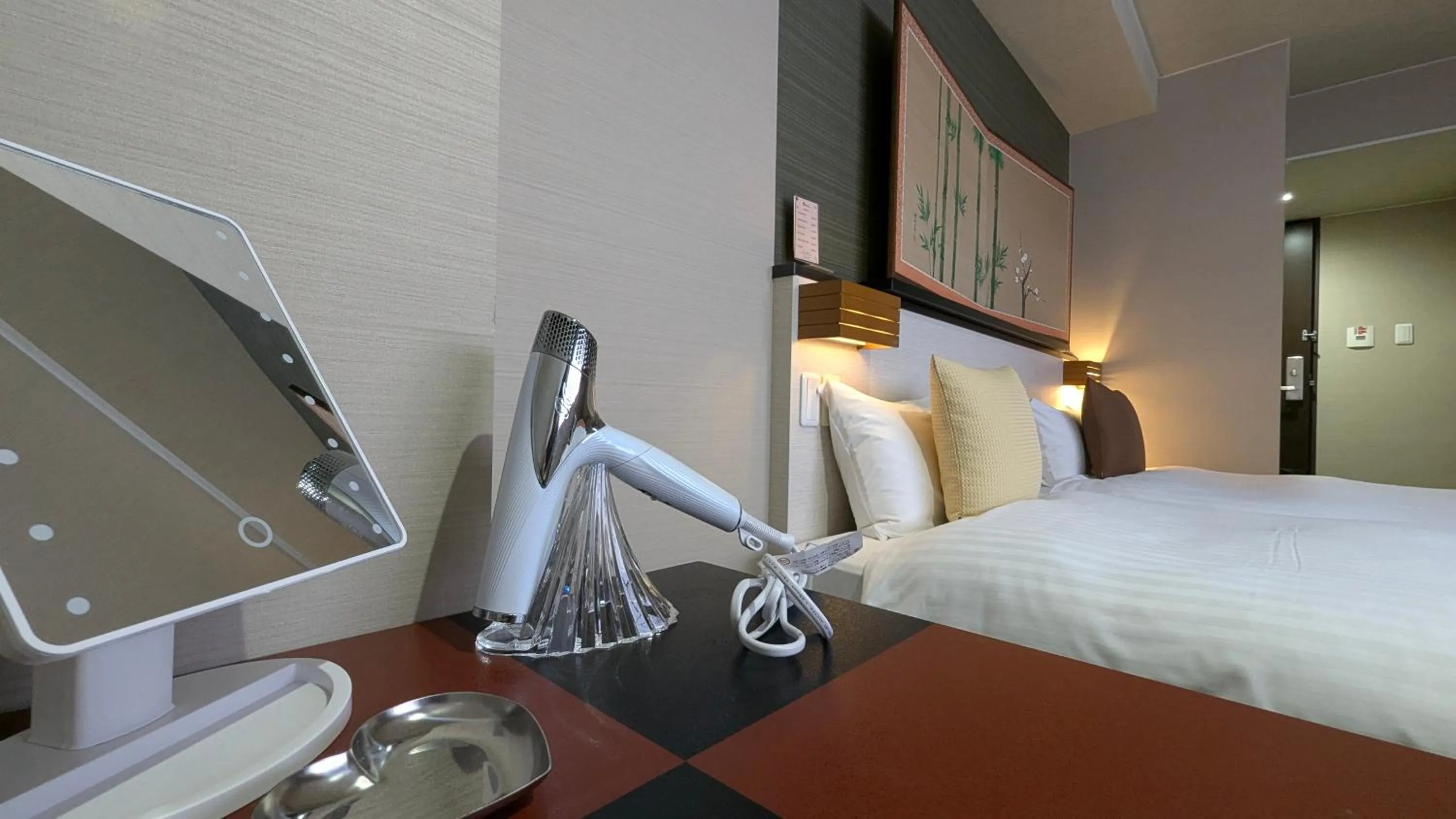 Bedroom, Bed in Kyoto Inn Gion