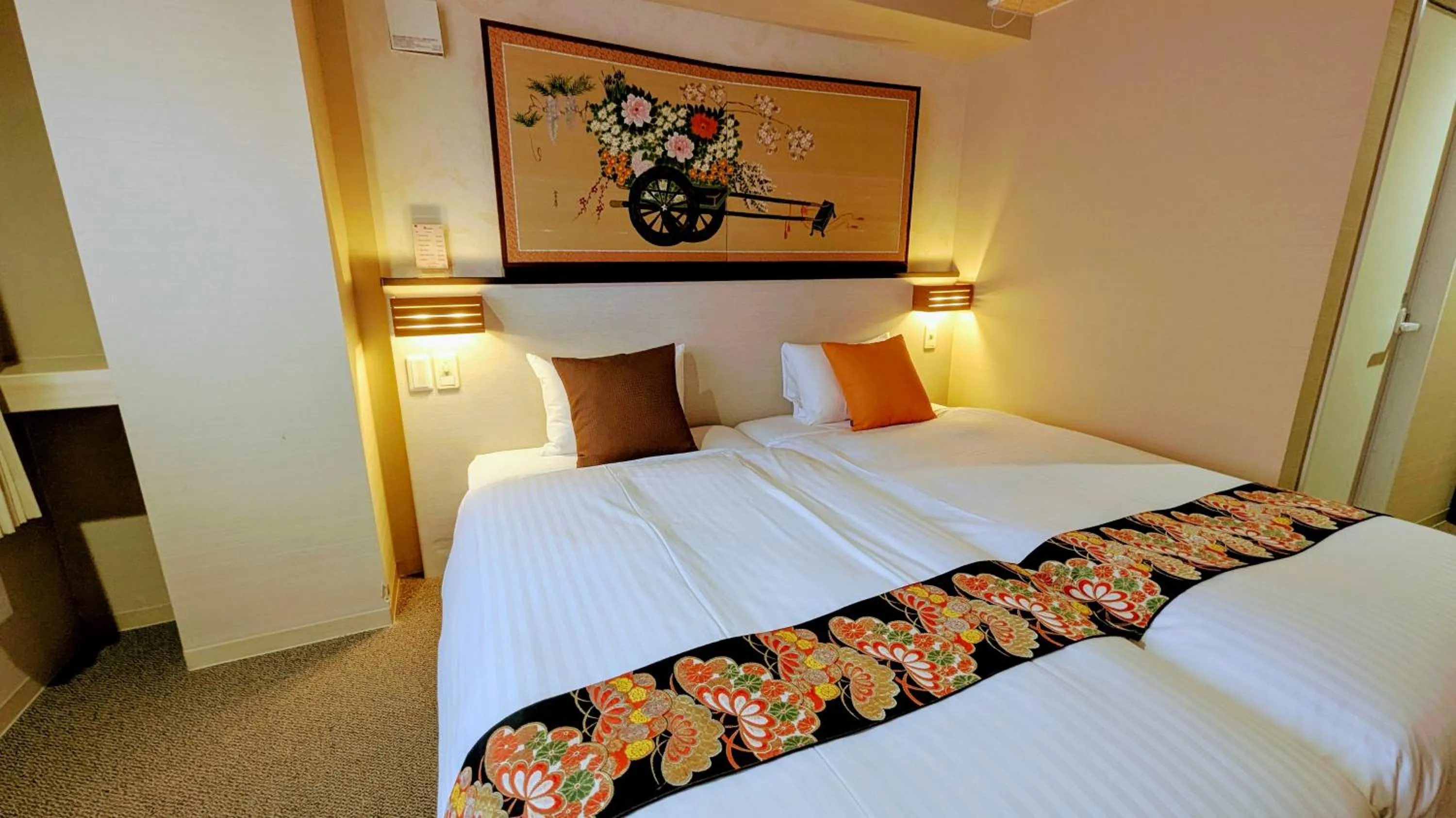 Bed in Kyoto Inn Gion