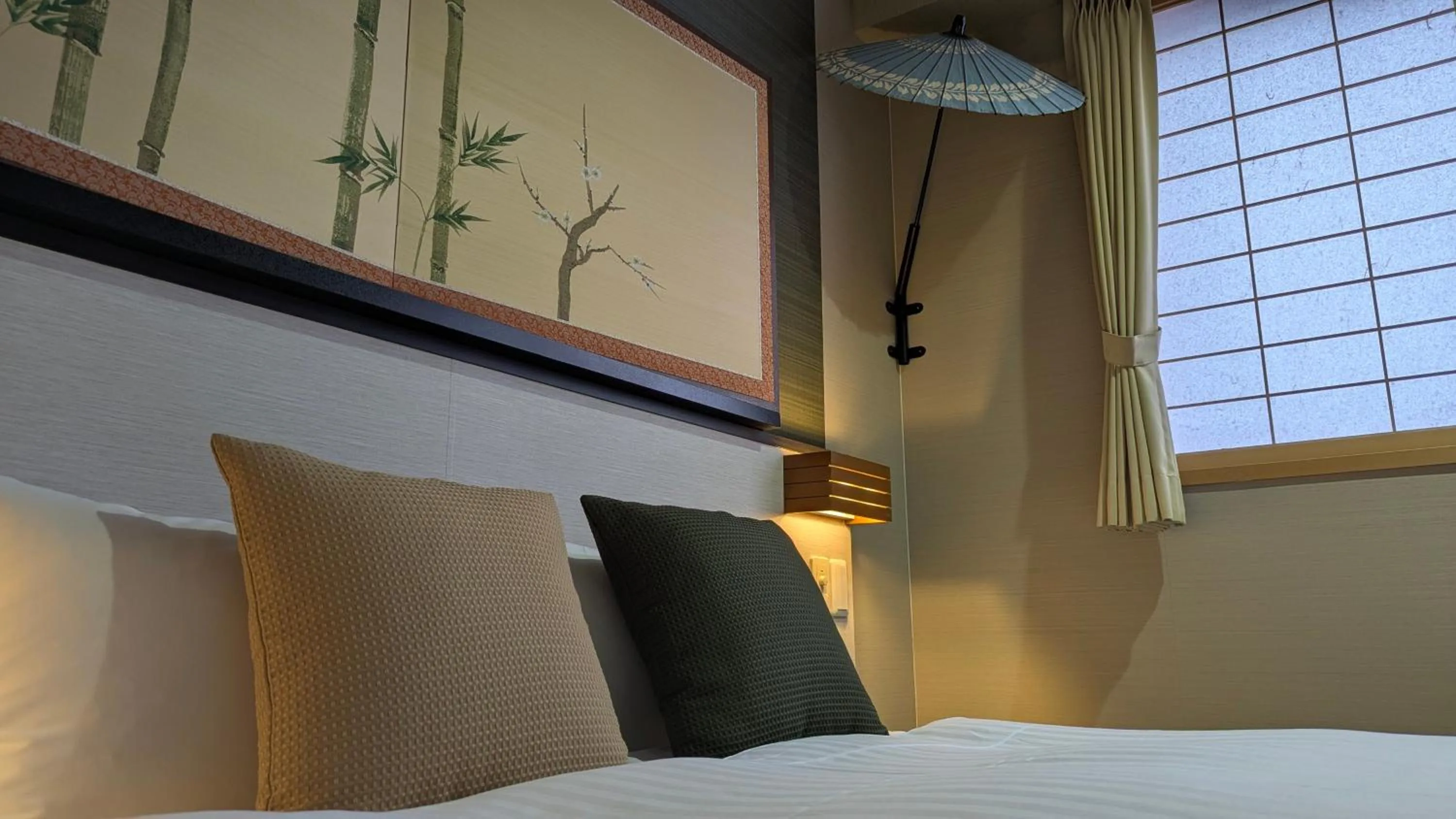 Bed in Kyoto Inn Gion