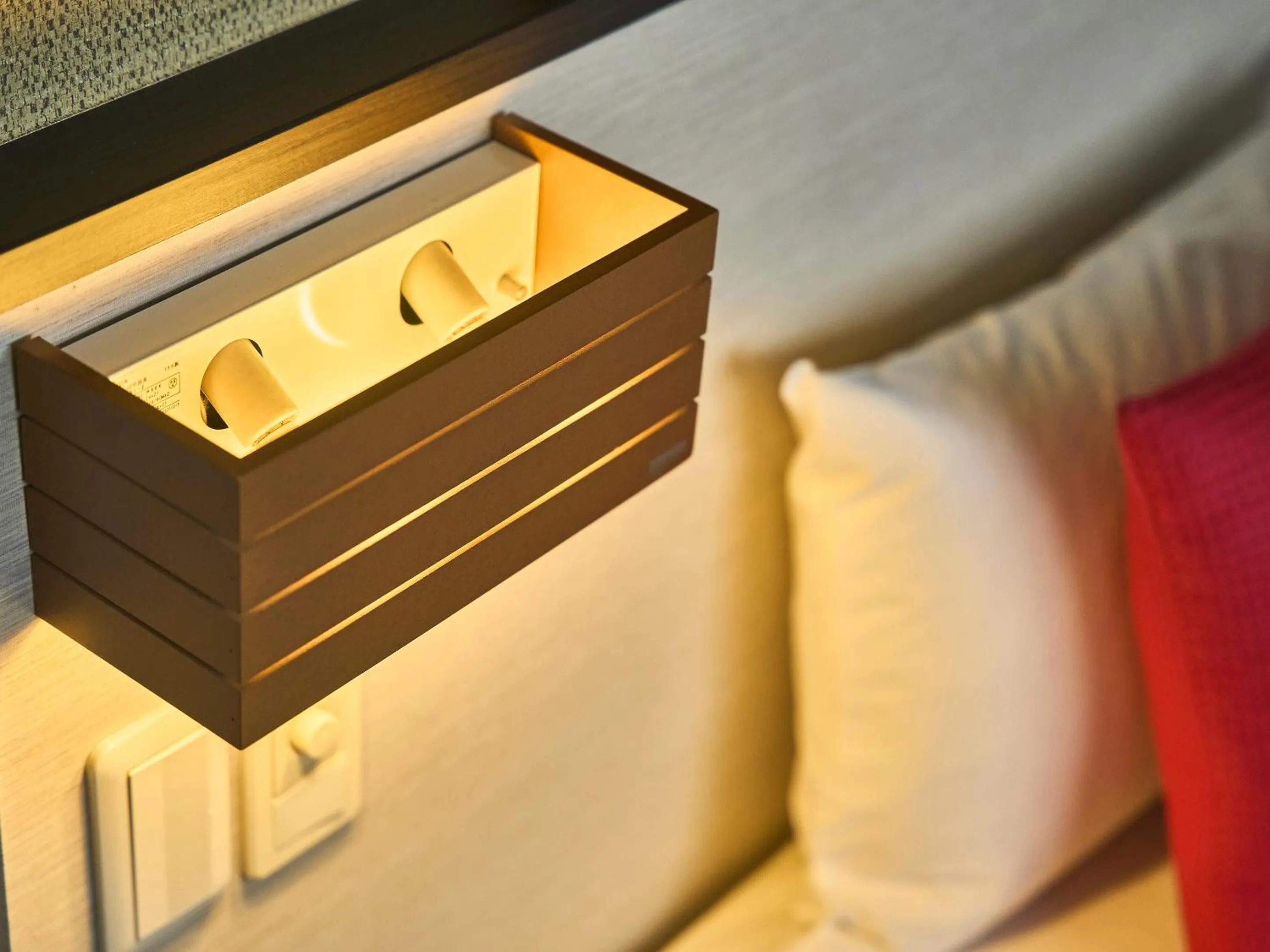 Decorative detail, Bed in Kyoto Inn Gion