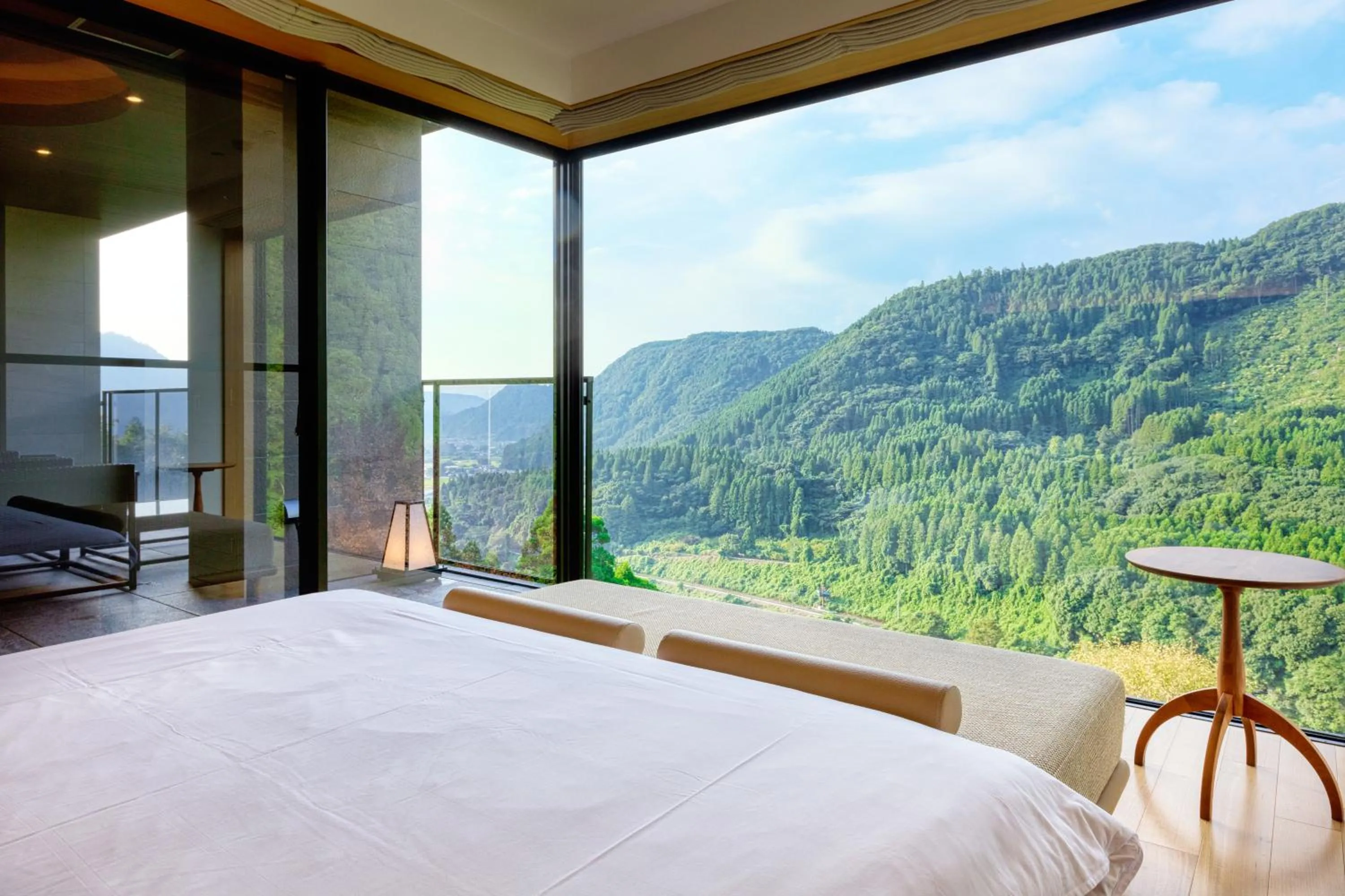 View (from property/room), Bed in Okuhita Onsen Umehibiki