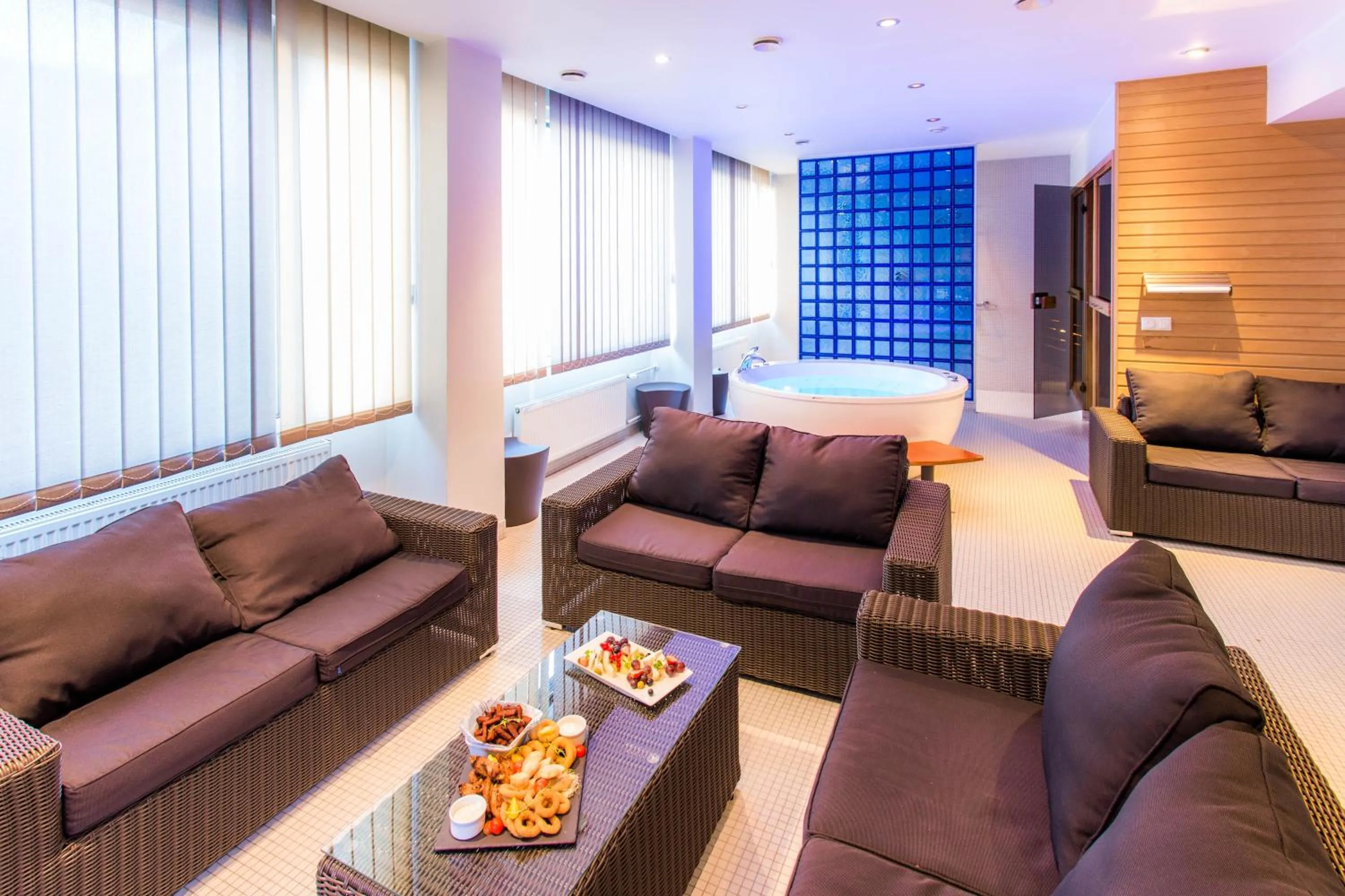 Hot Tub in Park Inn by Radisson Central Tallinn