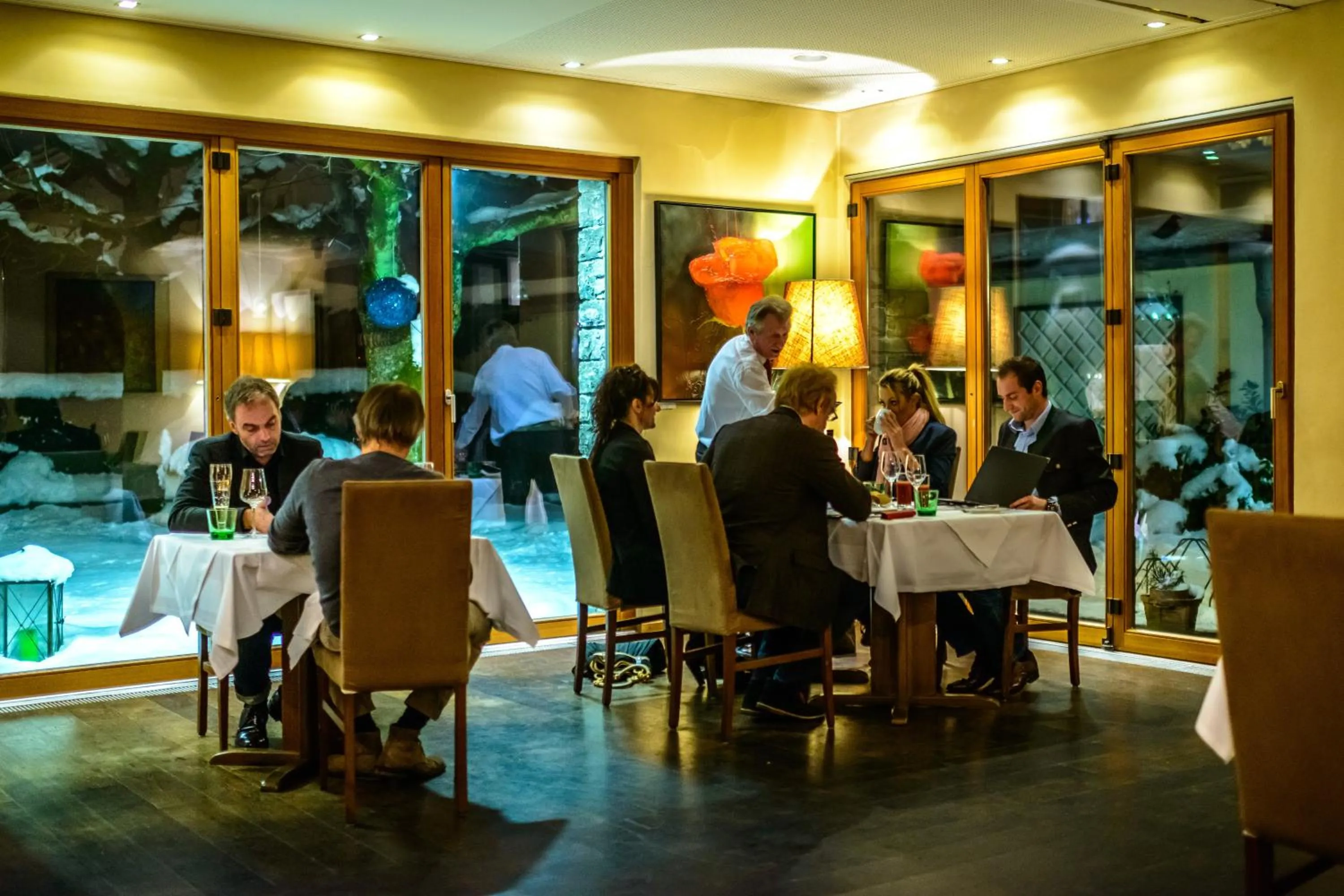 Restaurant/places to eat in Hotel Restaurant Auerhahn