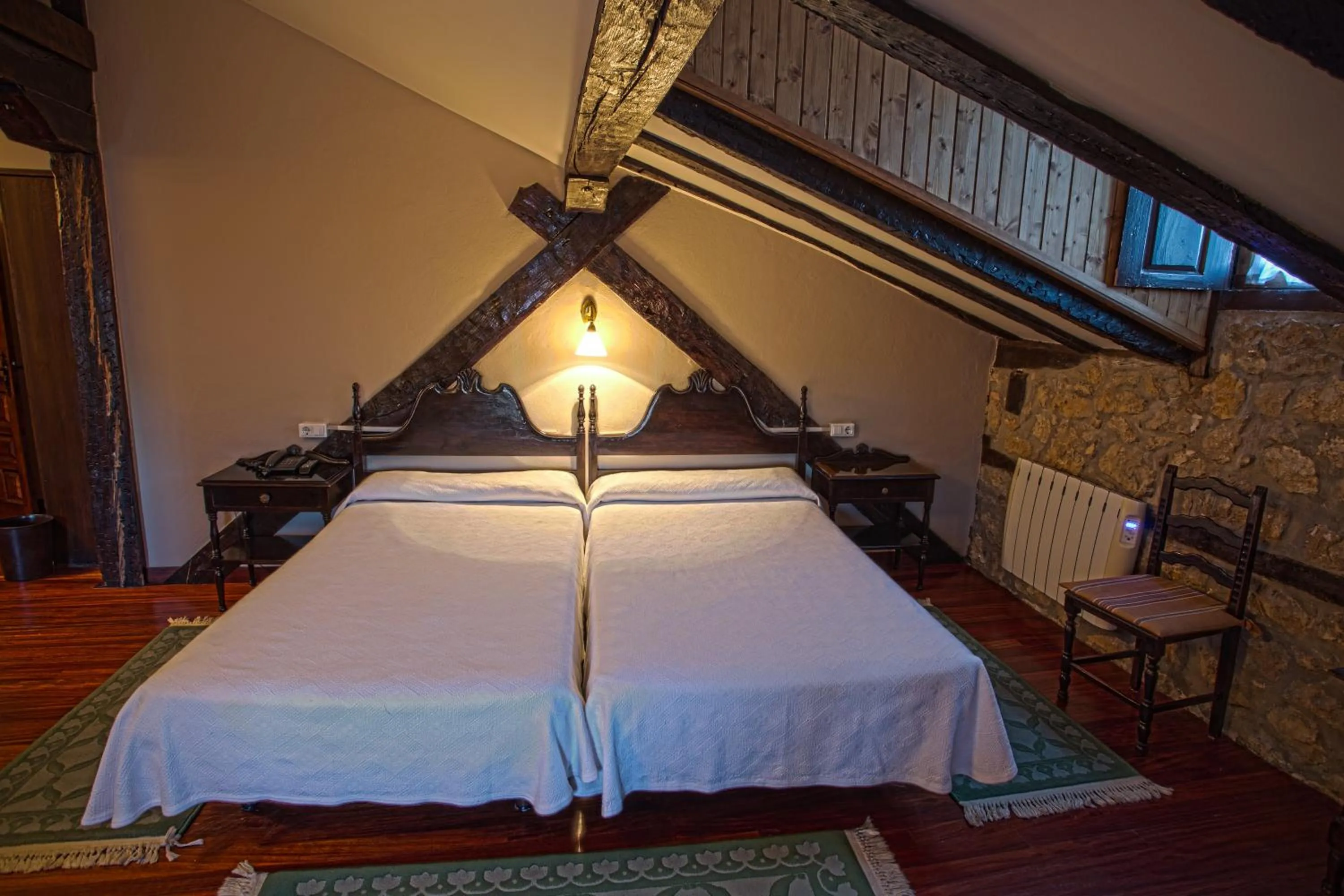 Bedroom, Bed in Hotel Altamira
