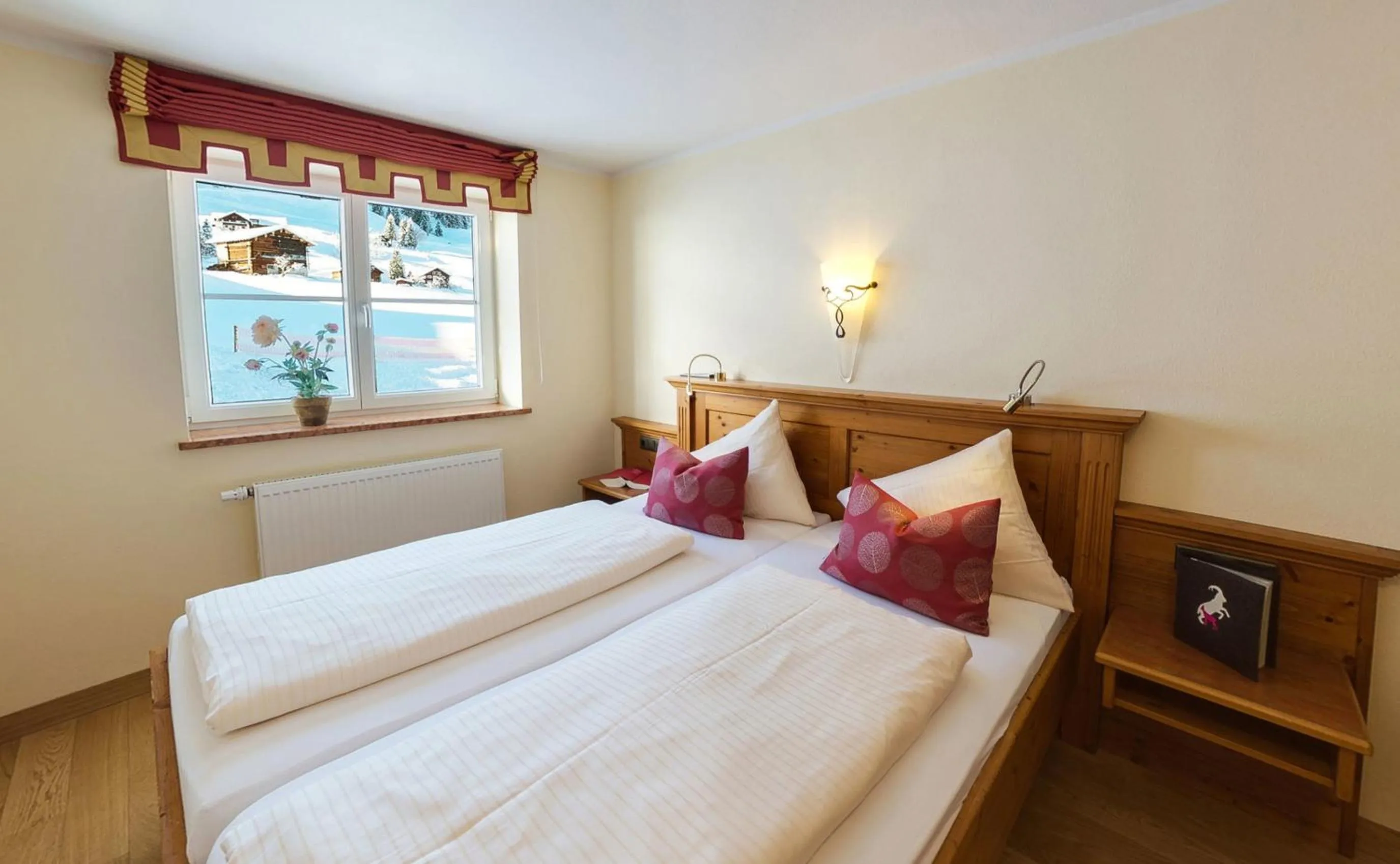 Bed in Familotel Alphotel