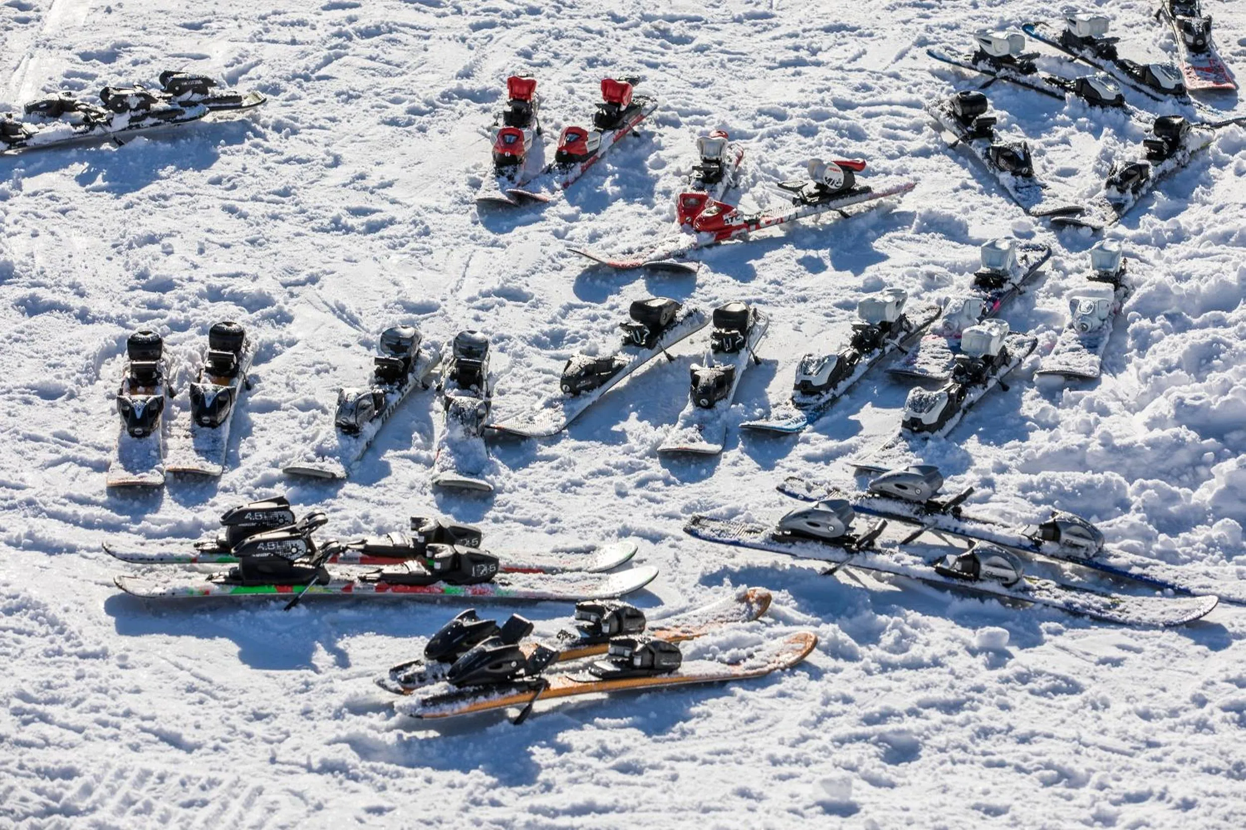 Ski School in Familotel Alphotel