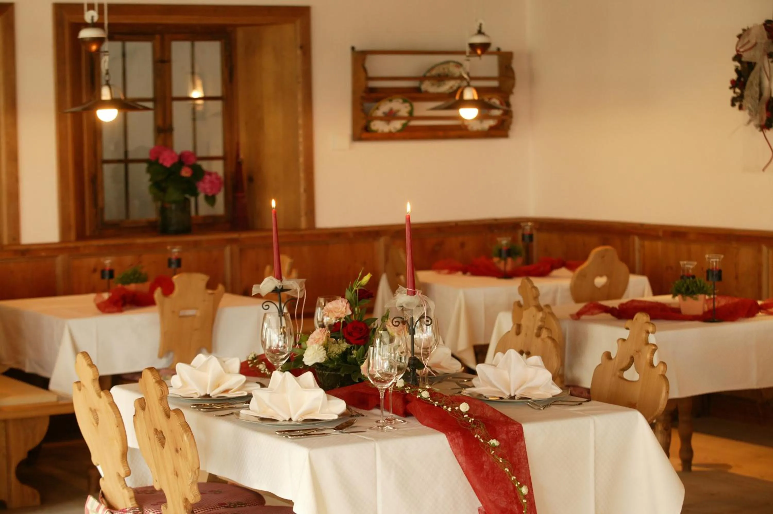 Restaurant/places to eat in Familotel Alphotel