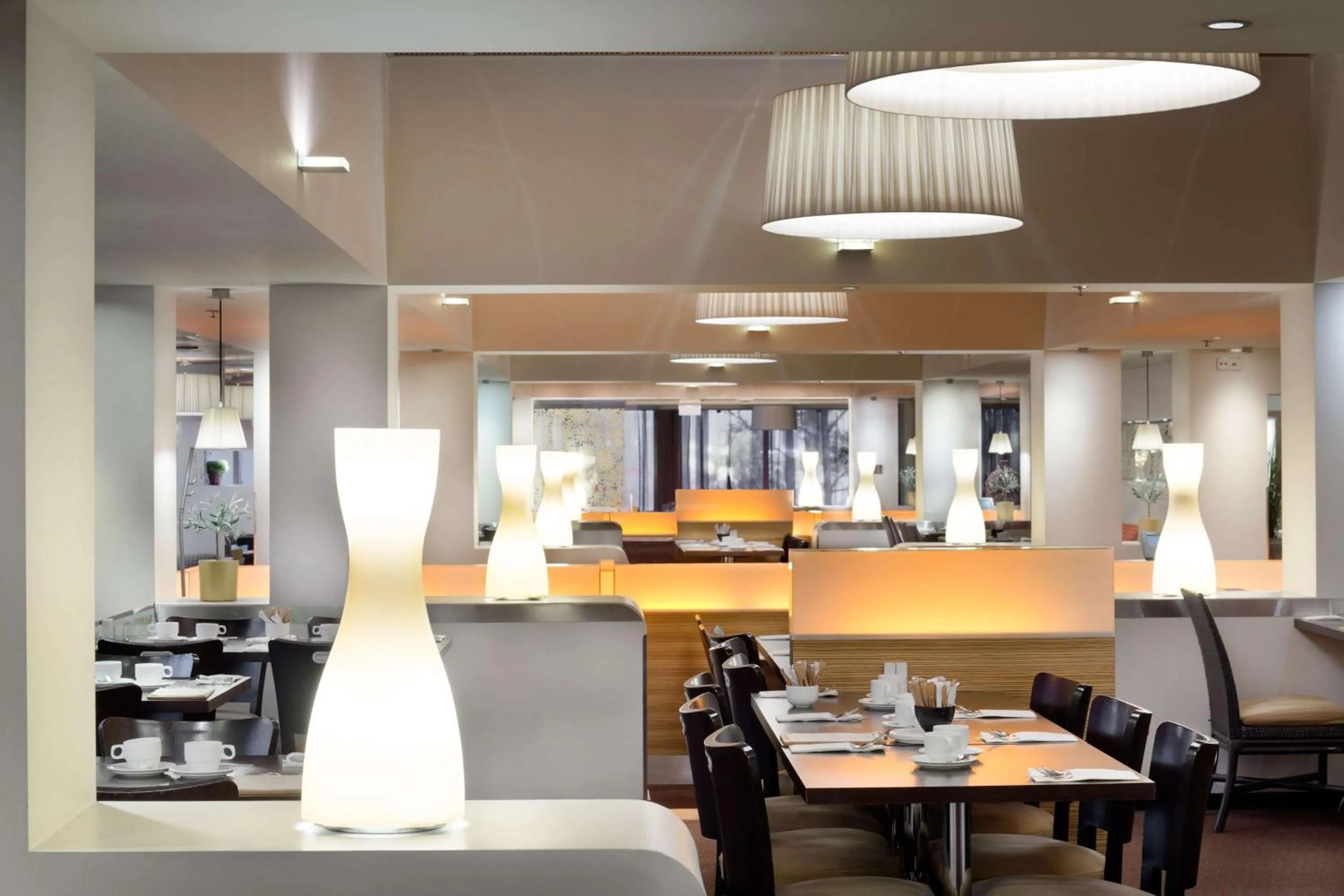 Restaurant/places to eat in Radisson Blu Hotel Olümpia