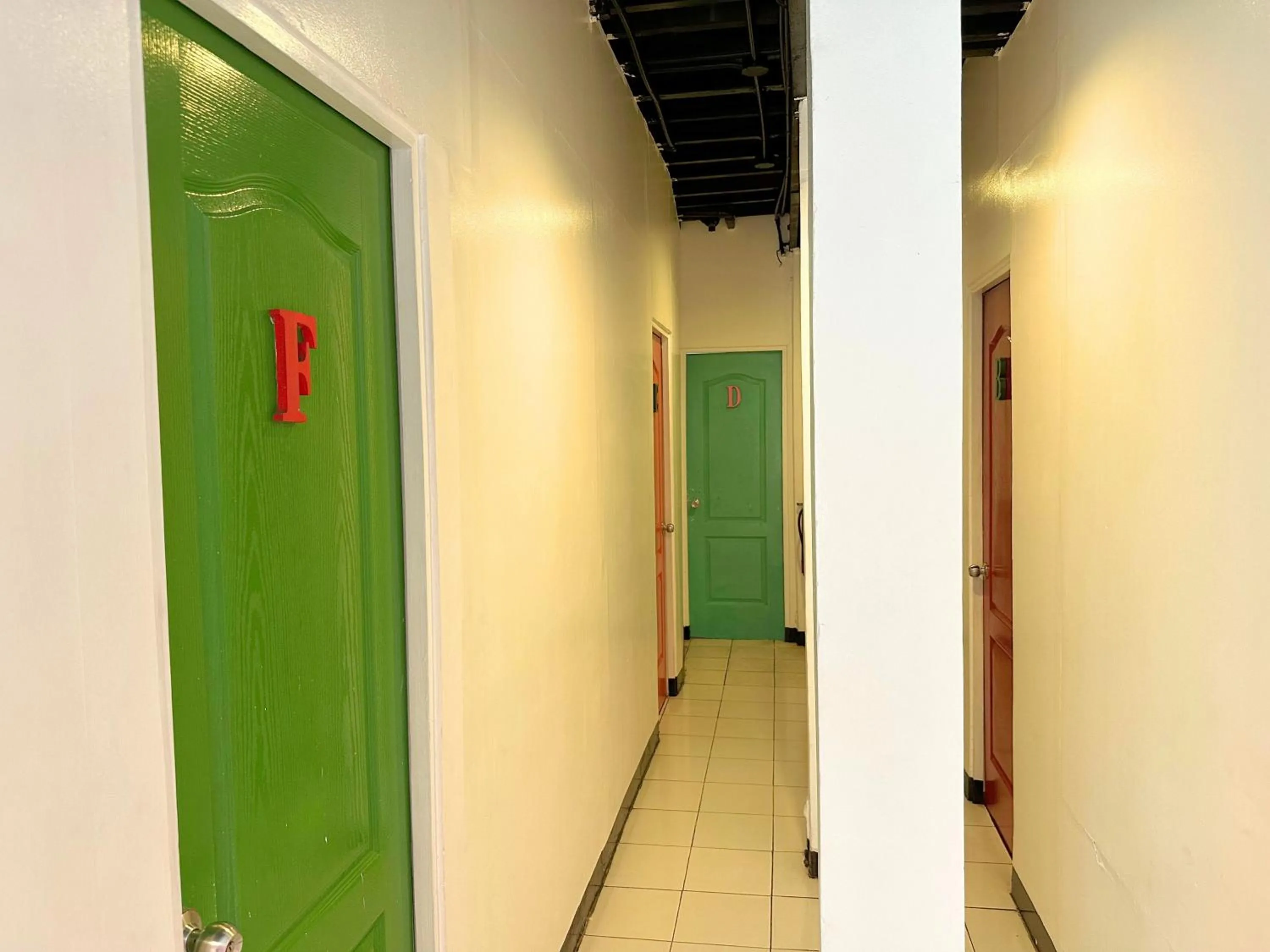 Property building in Dormitelsph BGC