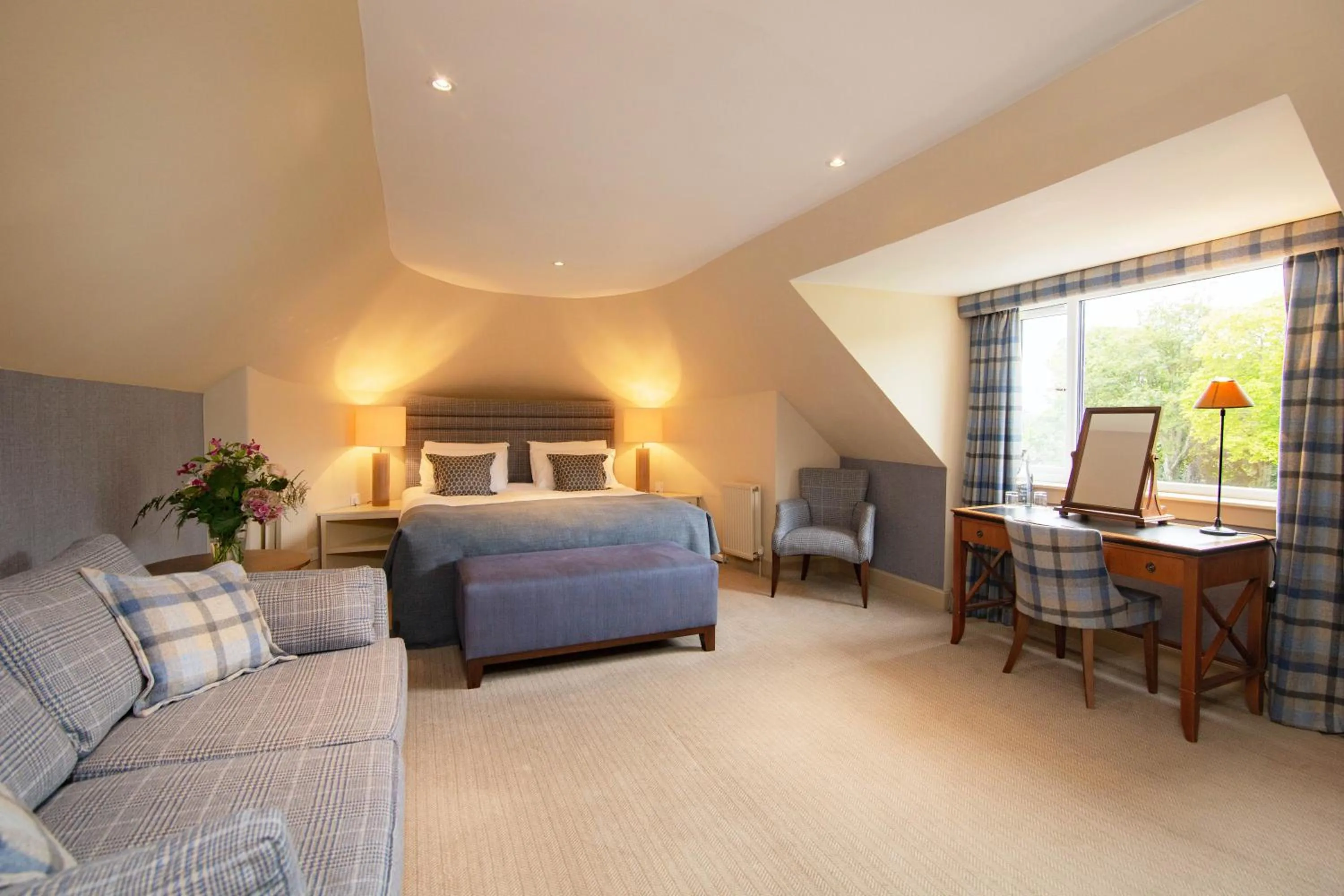 Royal Golf Hotel, by Highland Coast Hotels