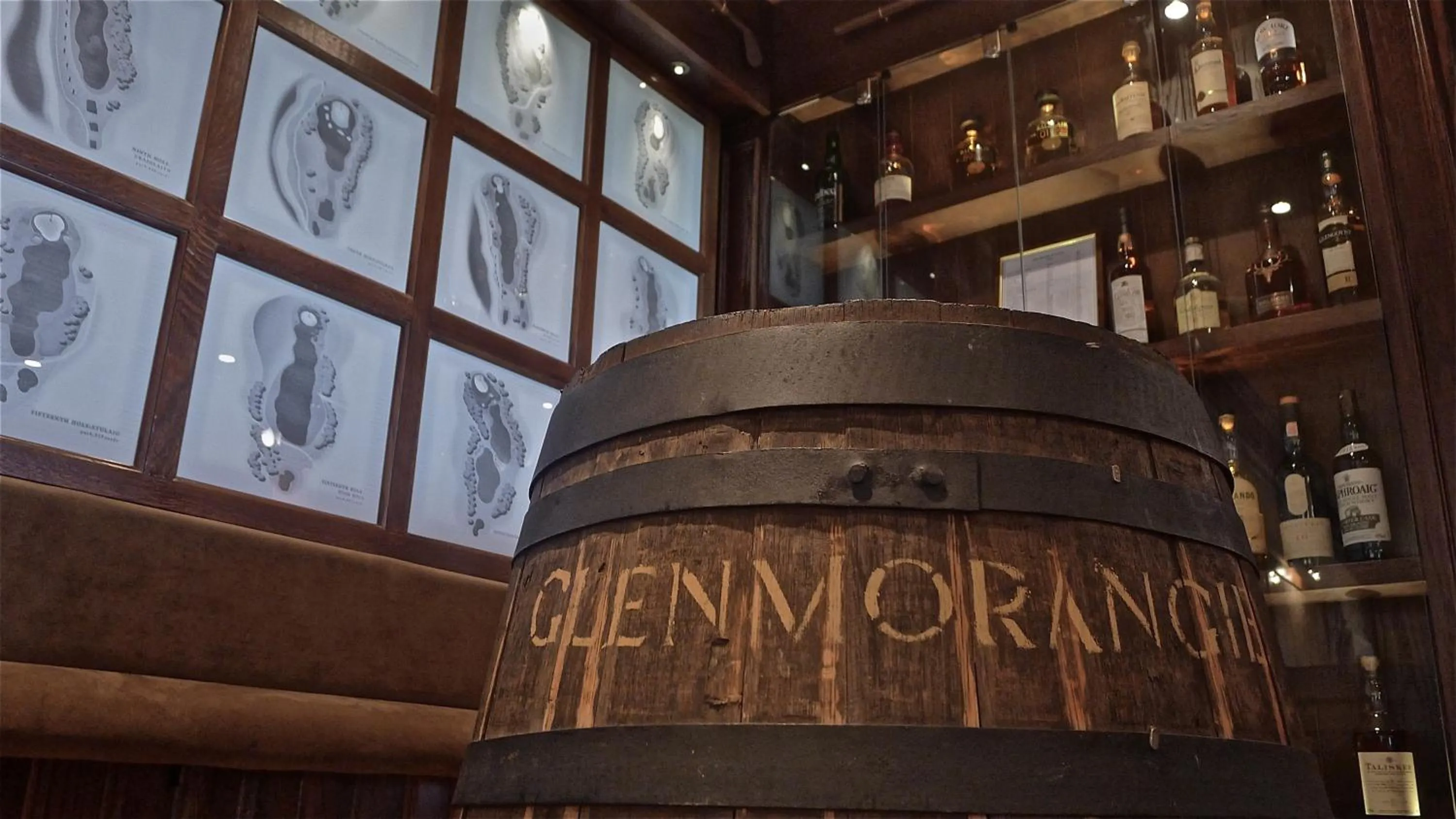 Lounge or bar in Royal Golf Hotel, by Highland Coast Hotels