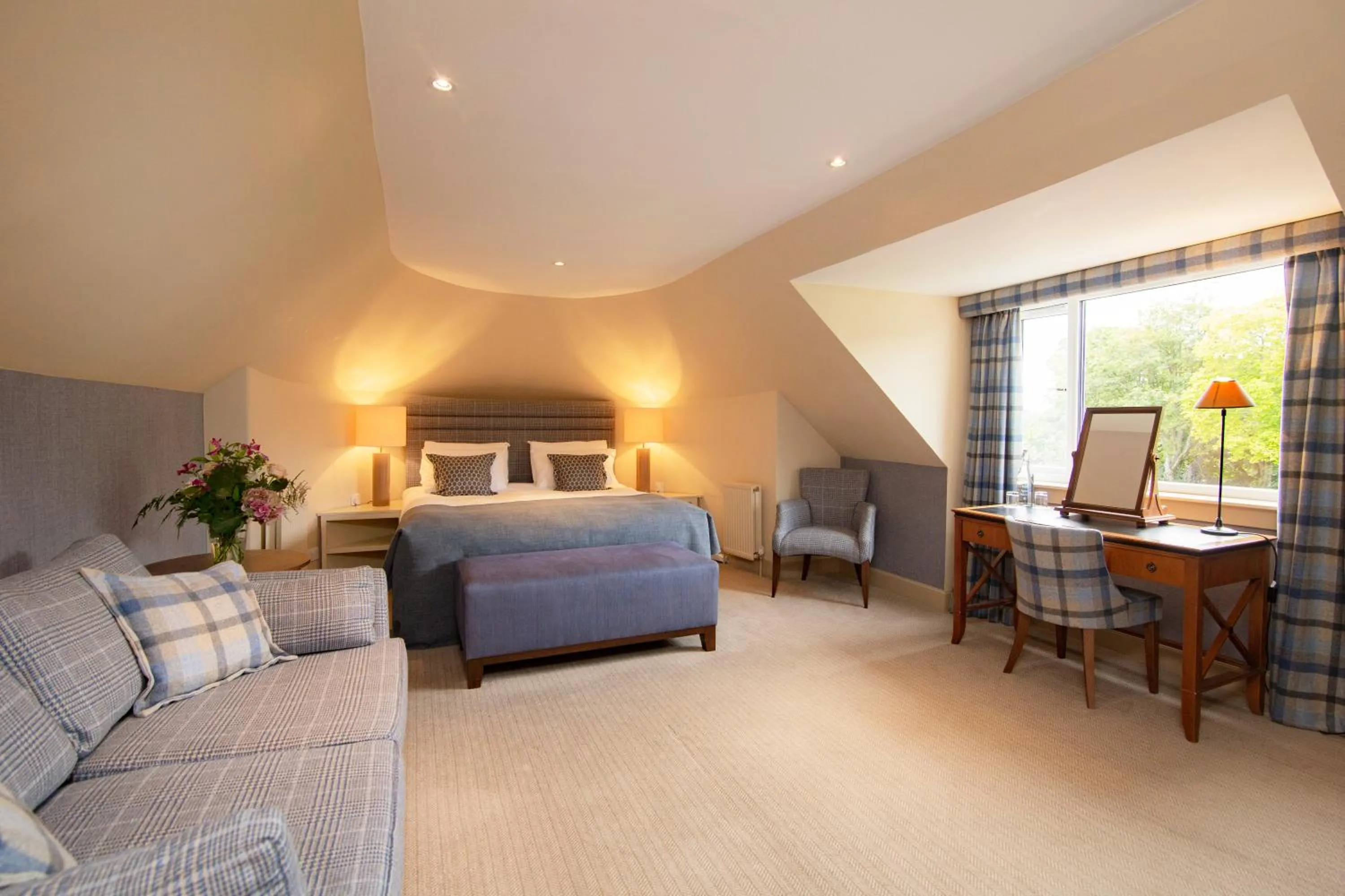 Royal Golf Hotel, by Highland Coast Hotels