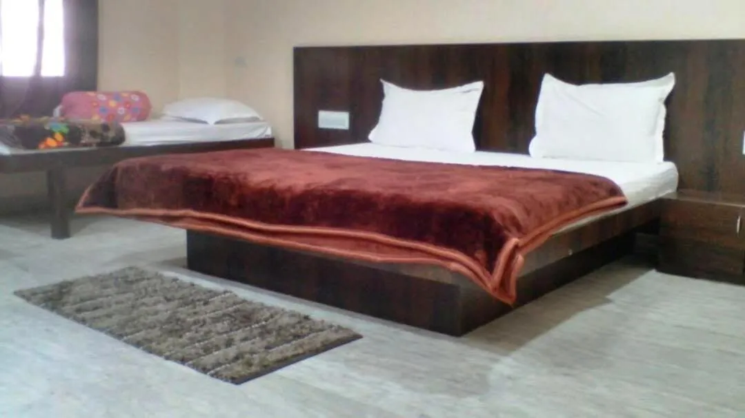 Bed in Laxmi Mahal