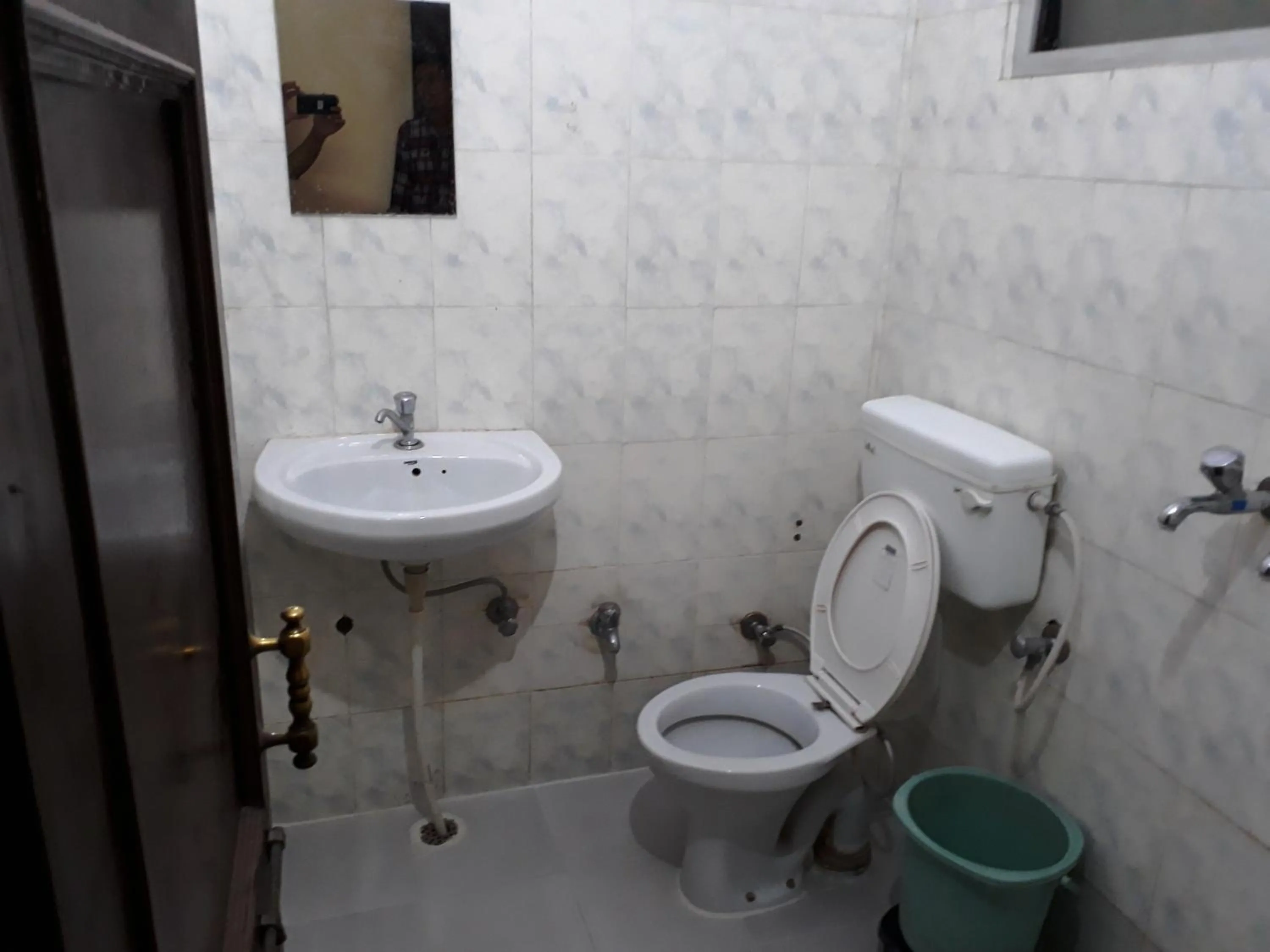 Toilet in Laxmi Mahal