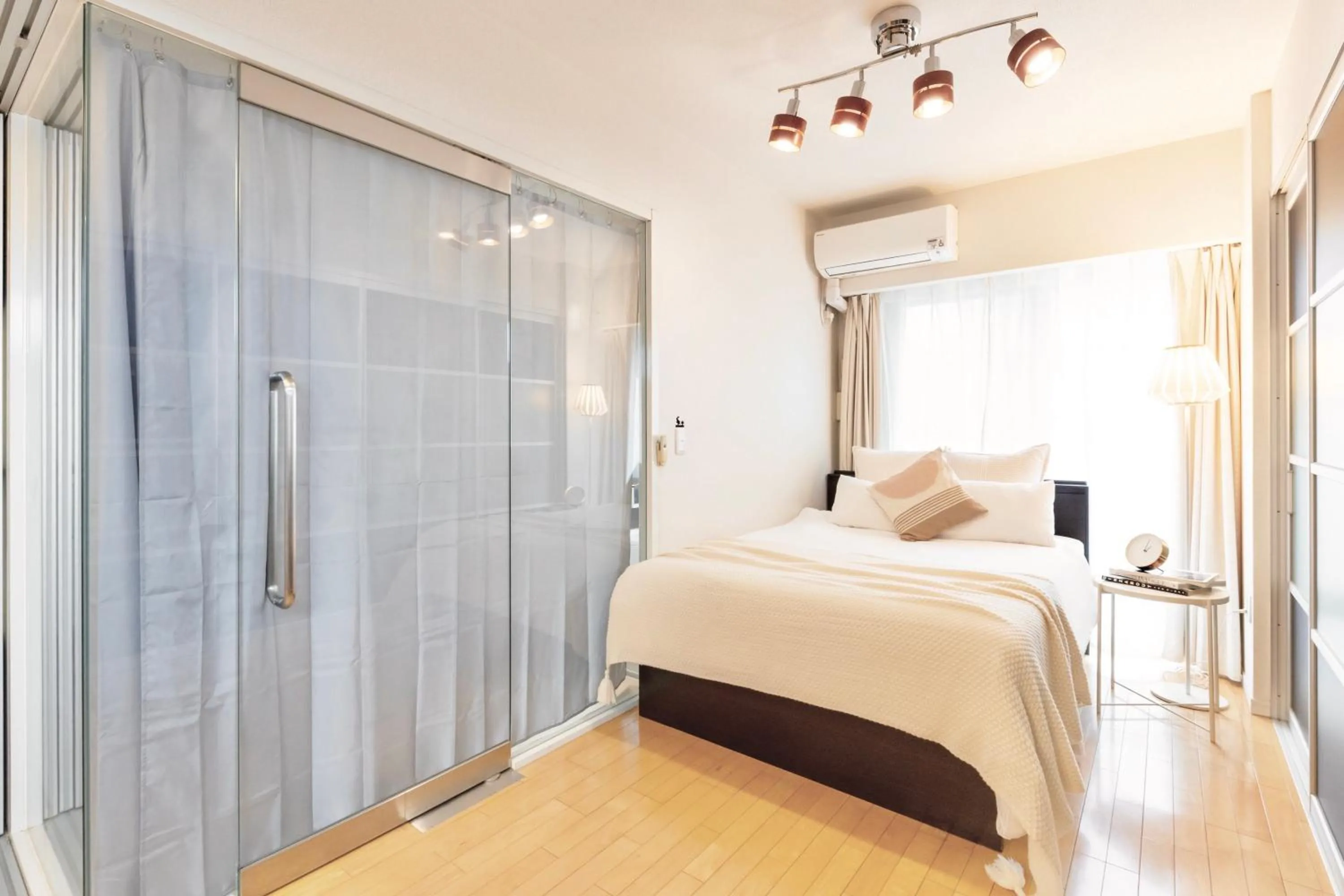 Bed in City Hotel Shinsaibashi Lofts