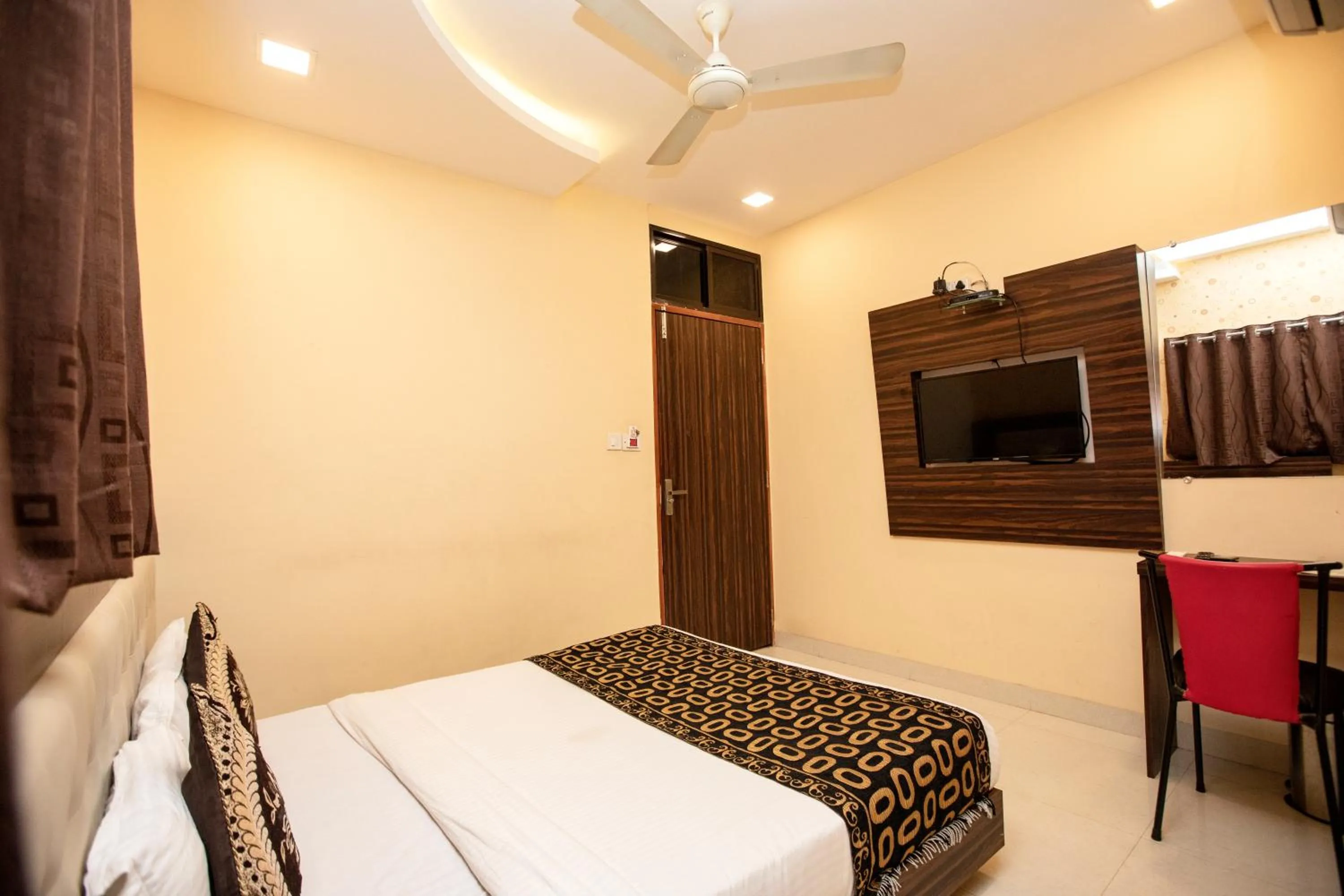 Bedroom, Bed in Hotel Elite 59