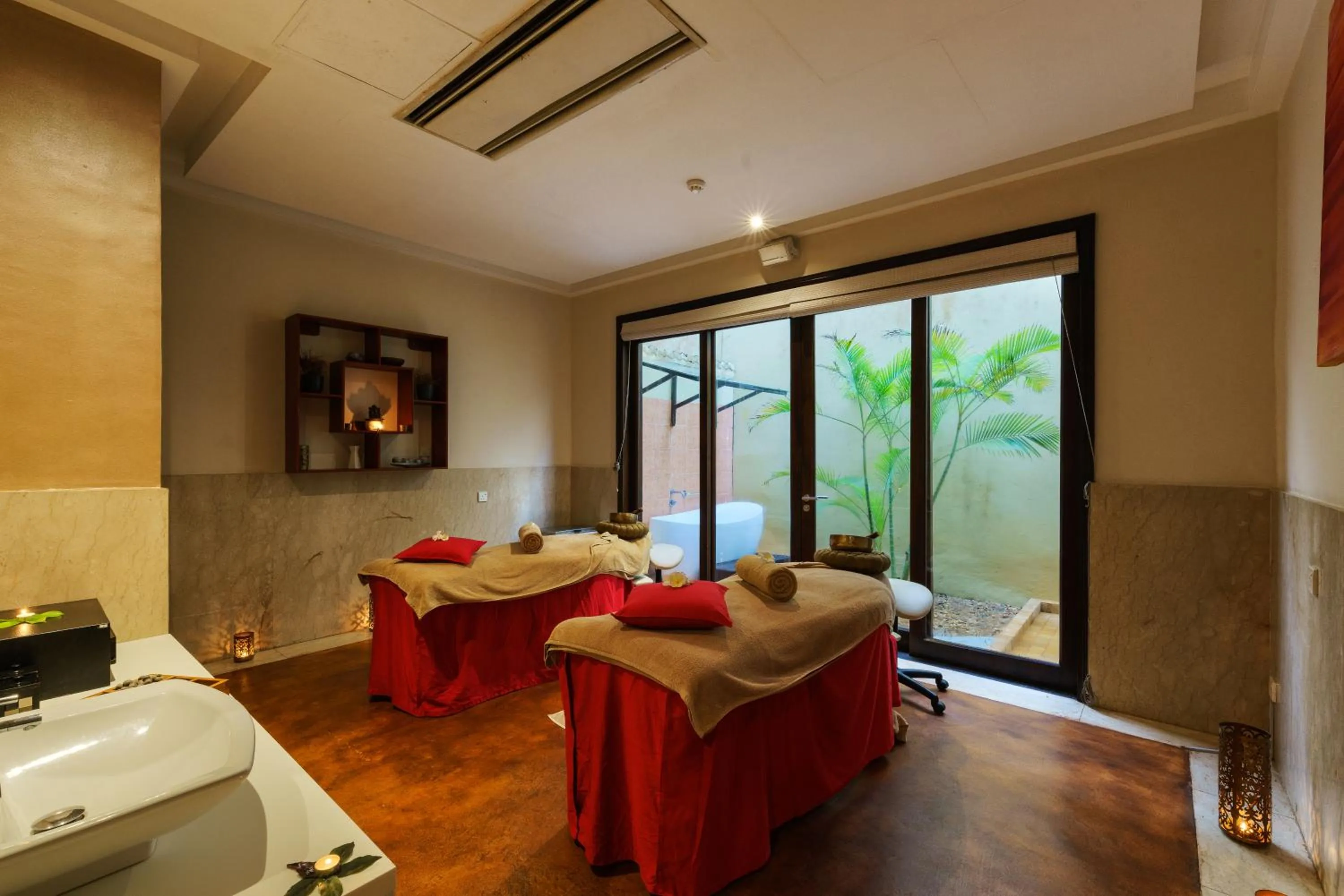 Massage in The Fortress Resort & Spa Galle