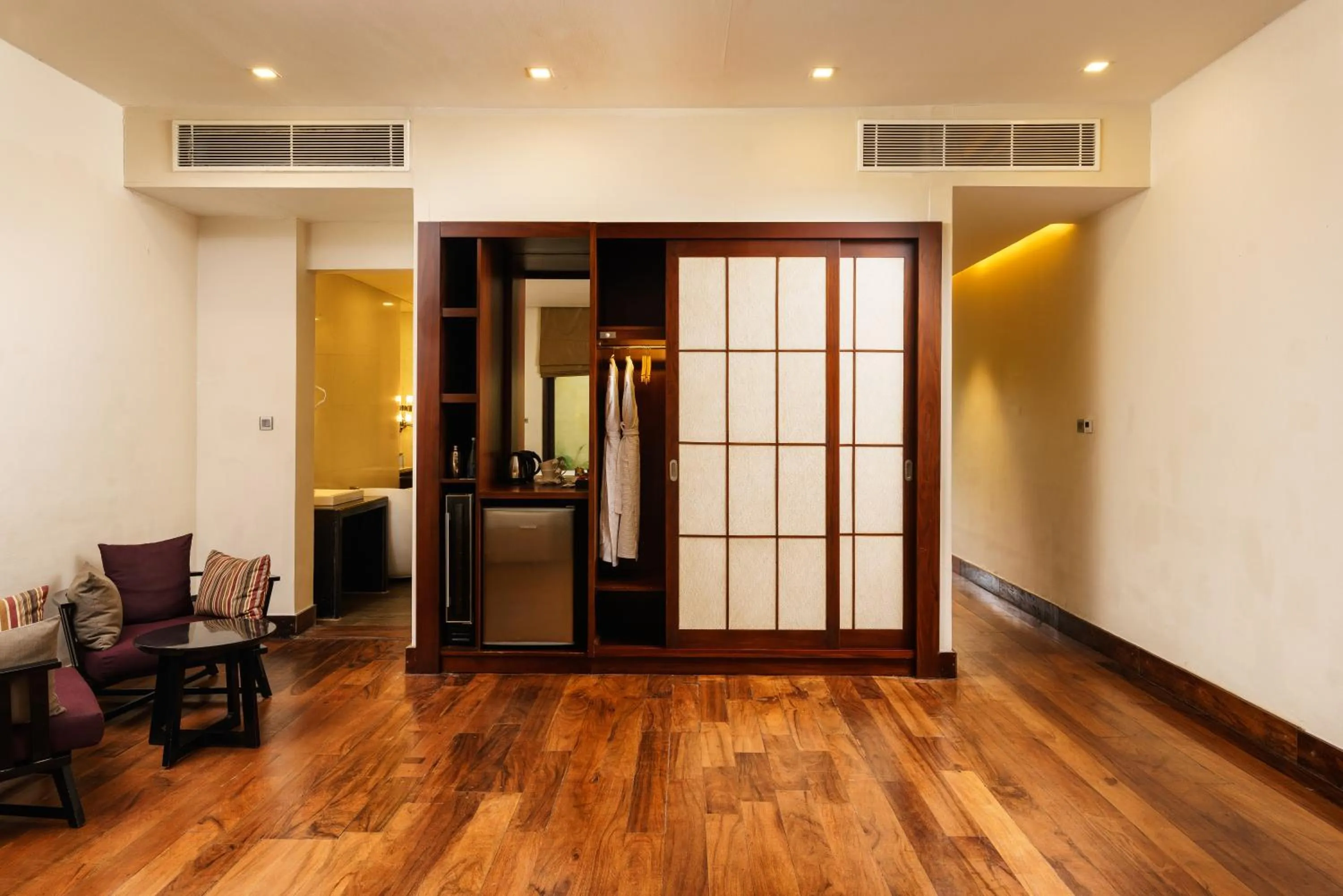 wardrobe in The Fortress Resort & Spa Galle