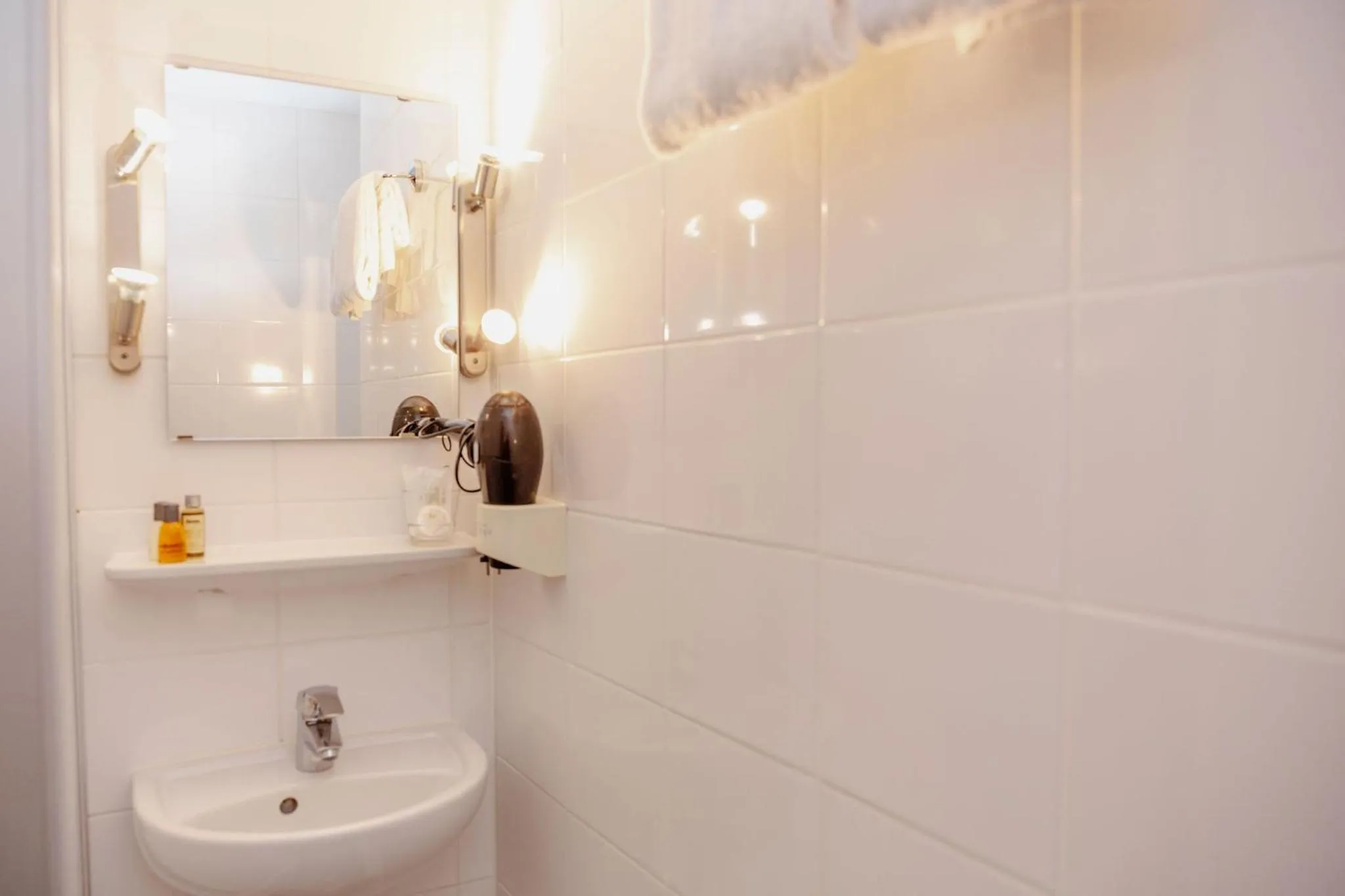 Bathroom in Hotel Lux