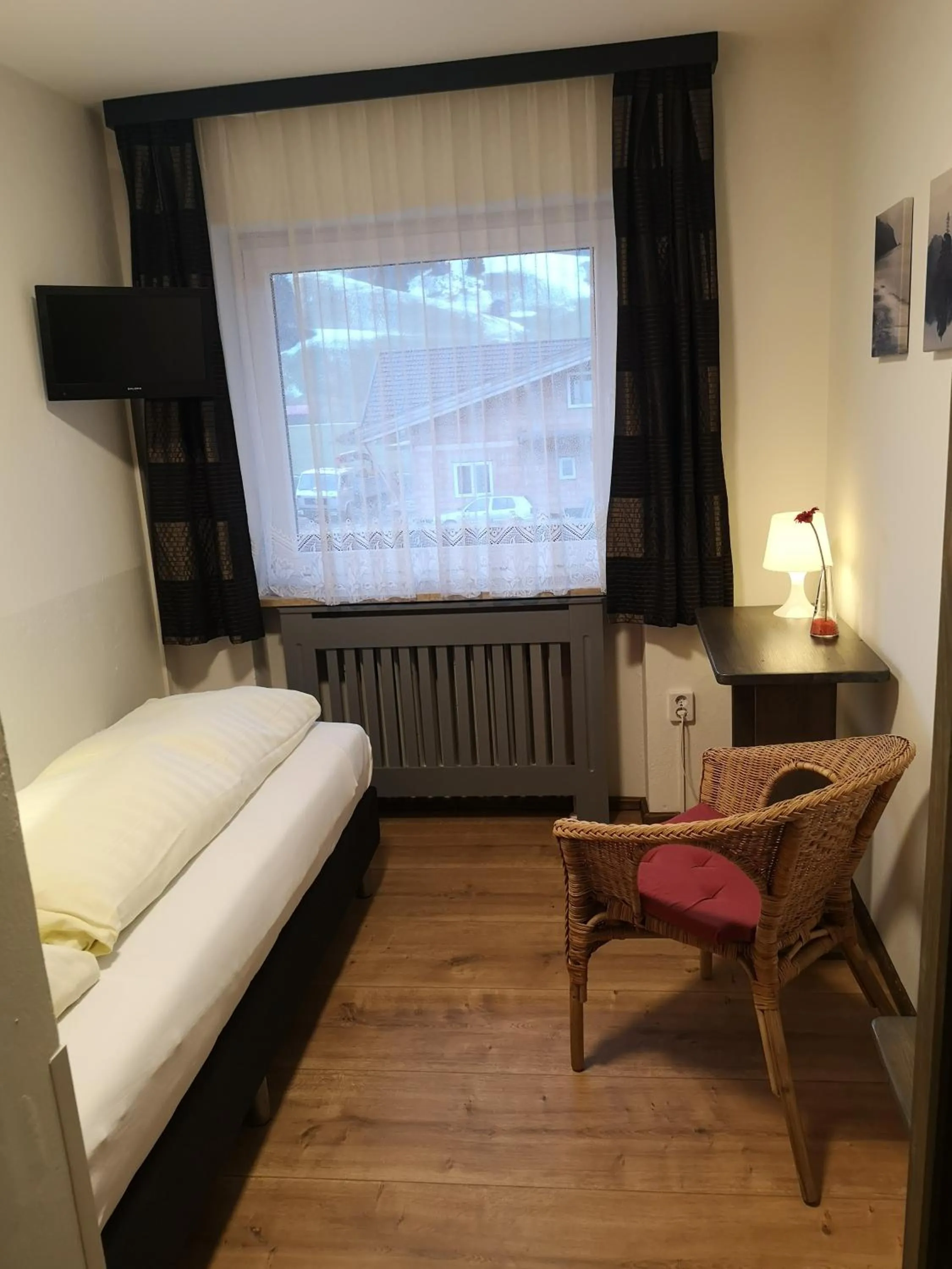 Bed in Bed & Breakfast Der Tiroler