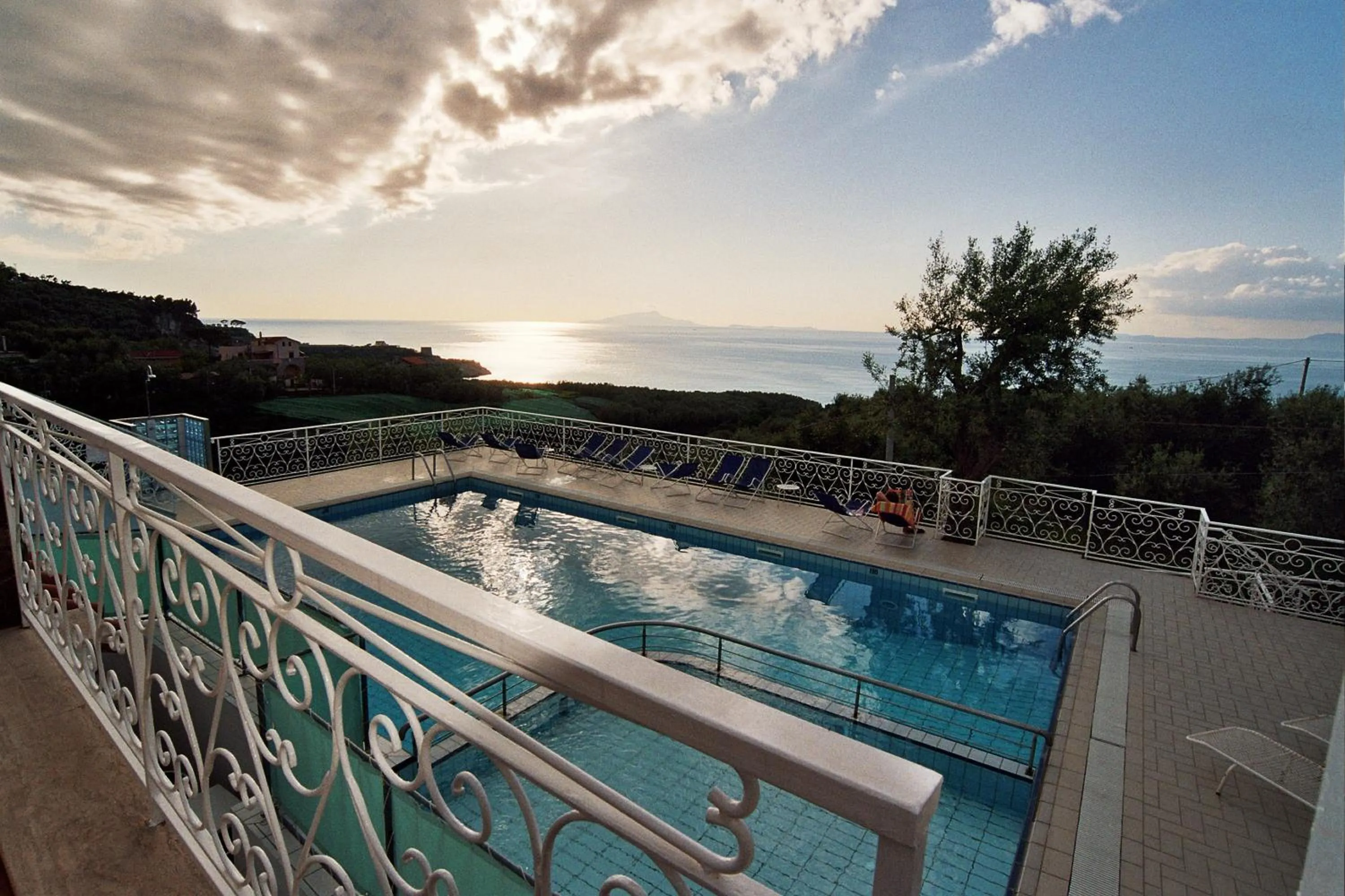 Pool view in Hotel Dania