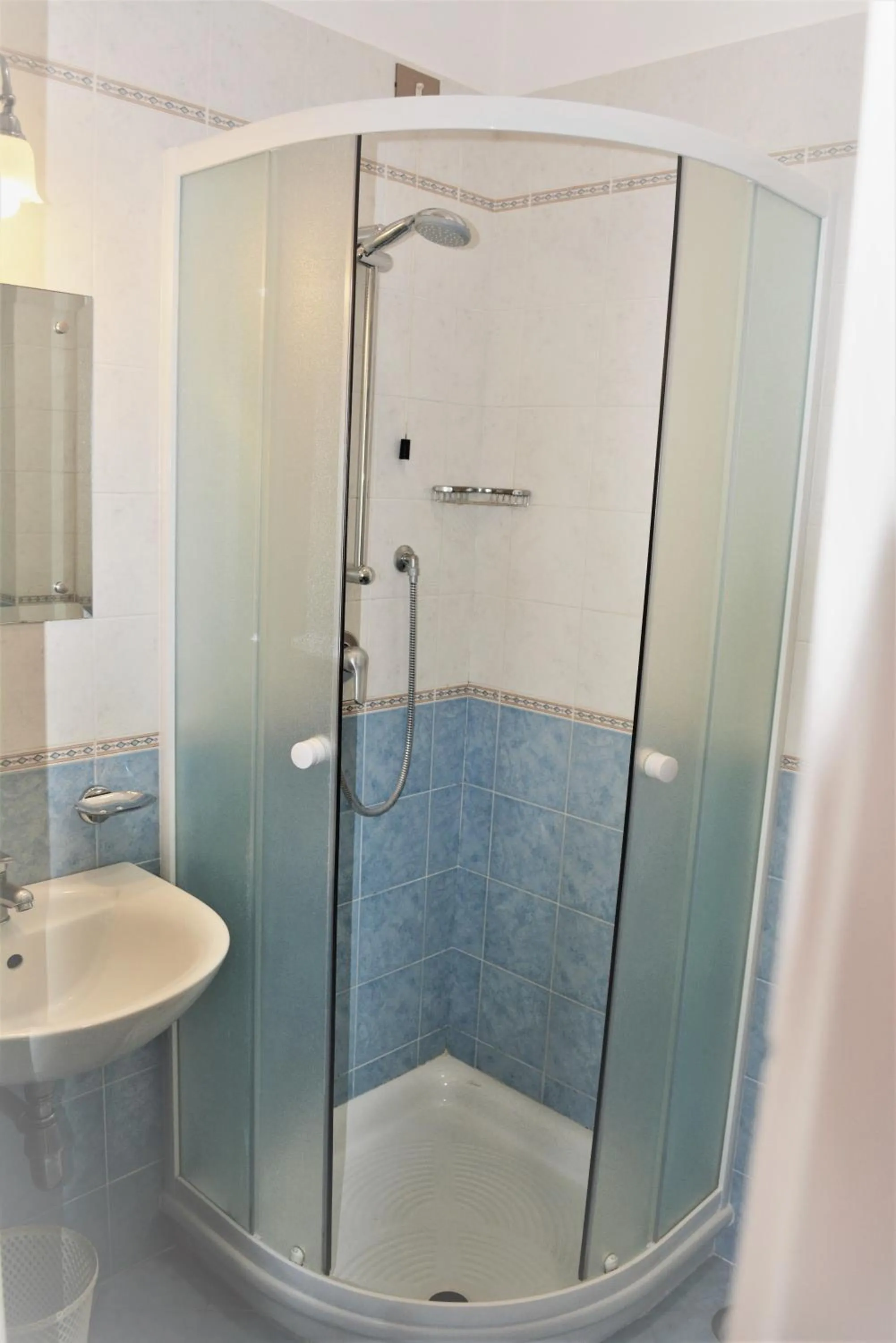 Bathroom in Hotel Dania