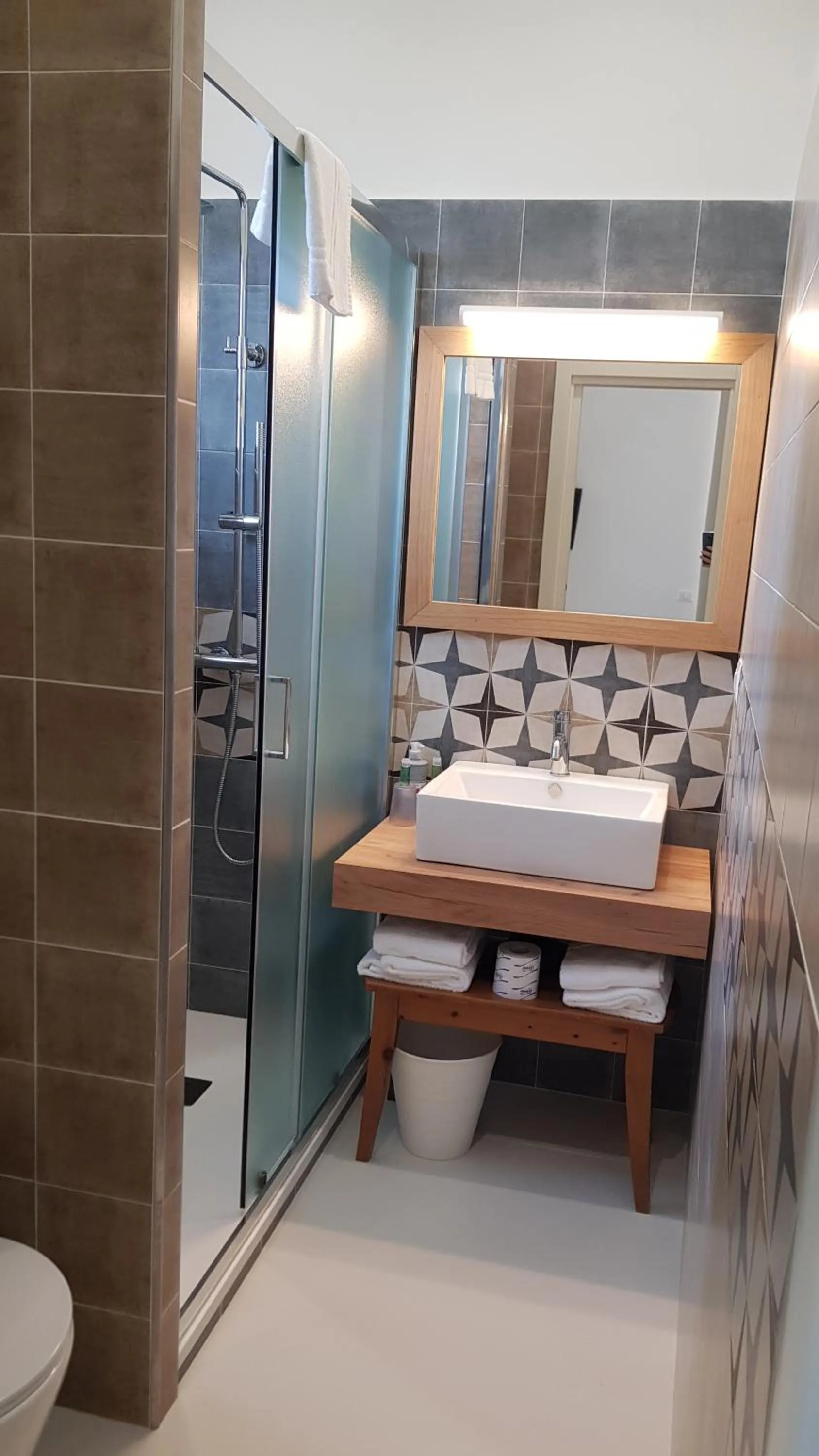 Bathroom in Hotel Dania