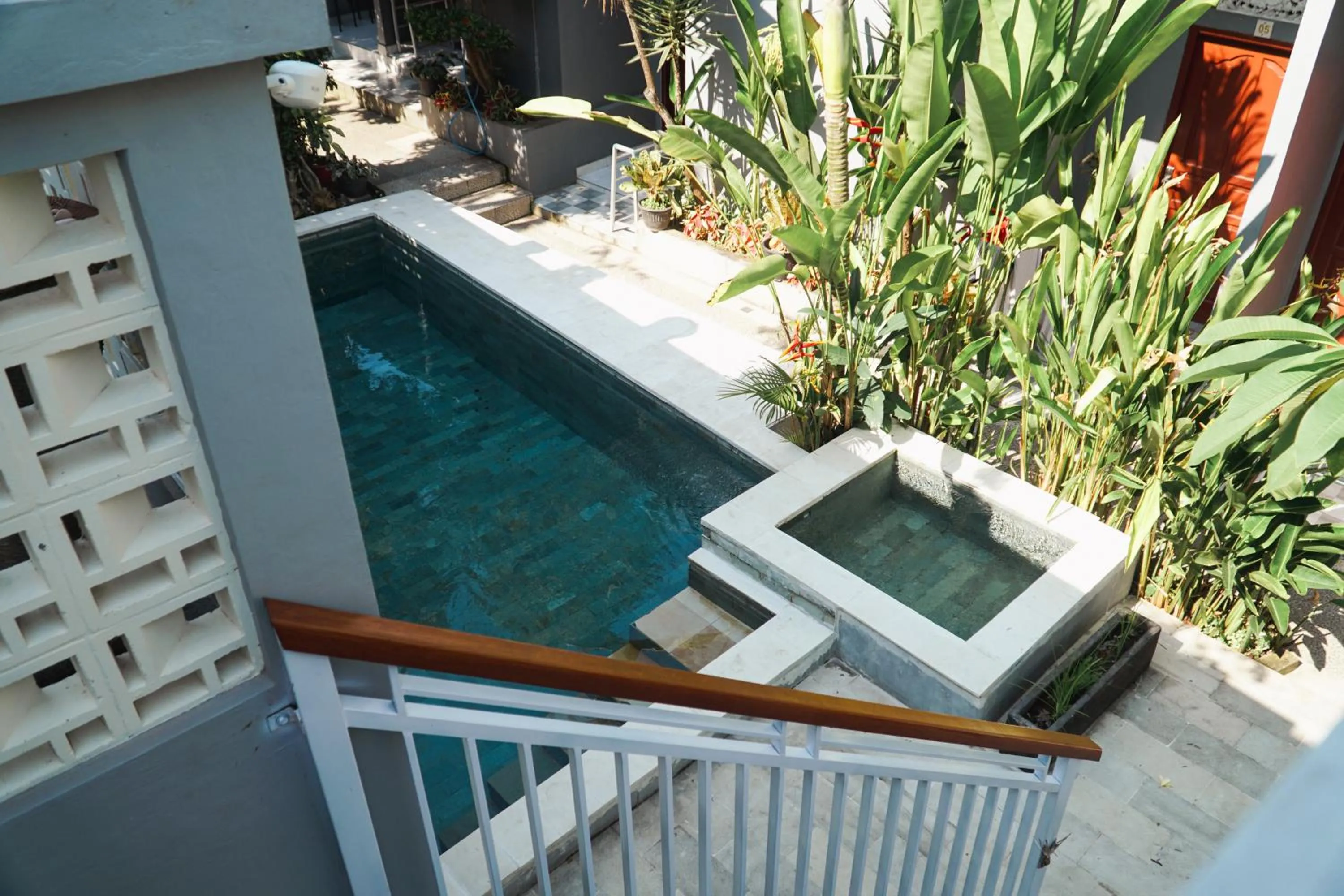 Swimming pool in Batu Kandik Homestay