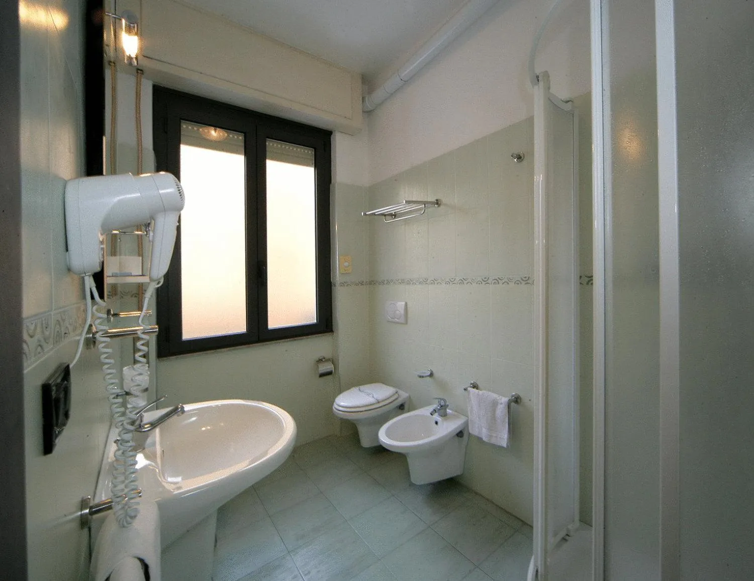 Bathroom in Hotel Marisa