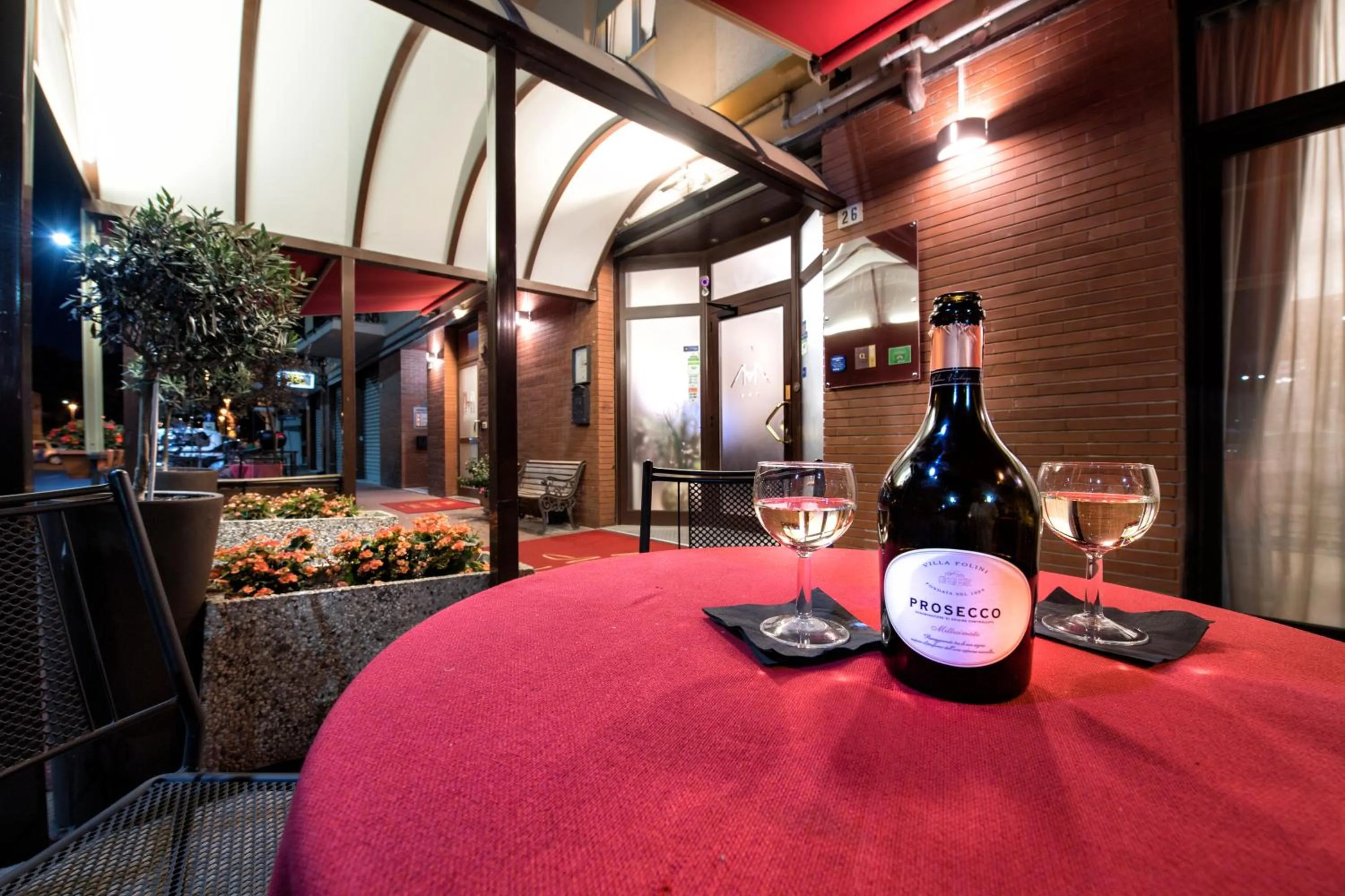 Alcoholic drinks in Hotel Marisa