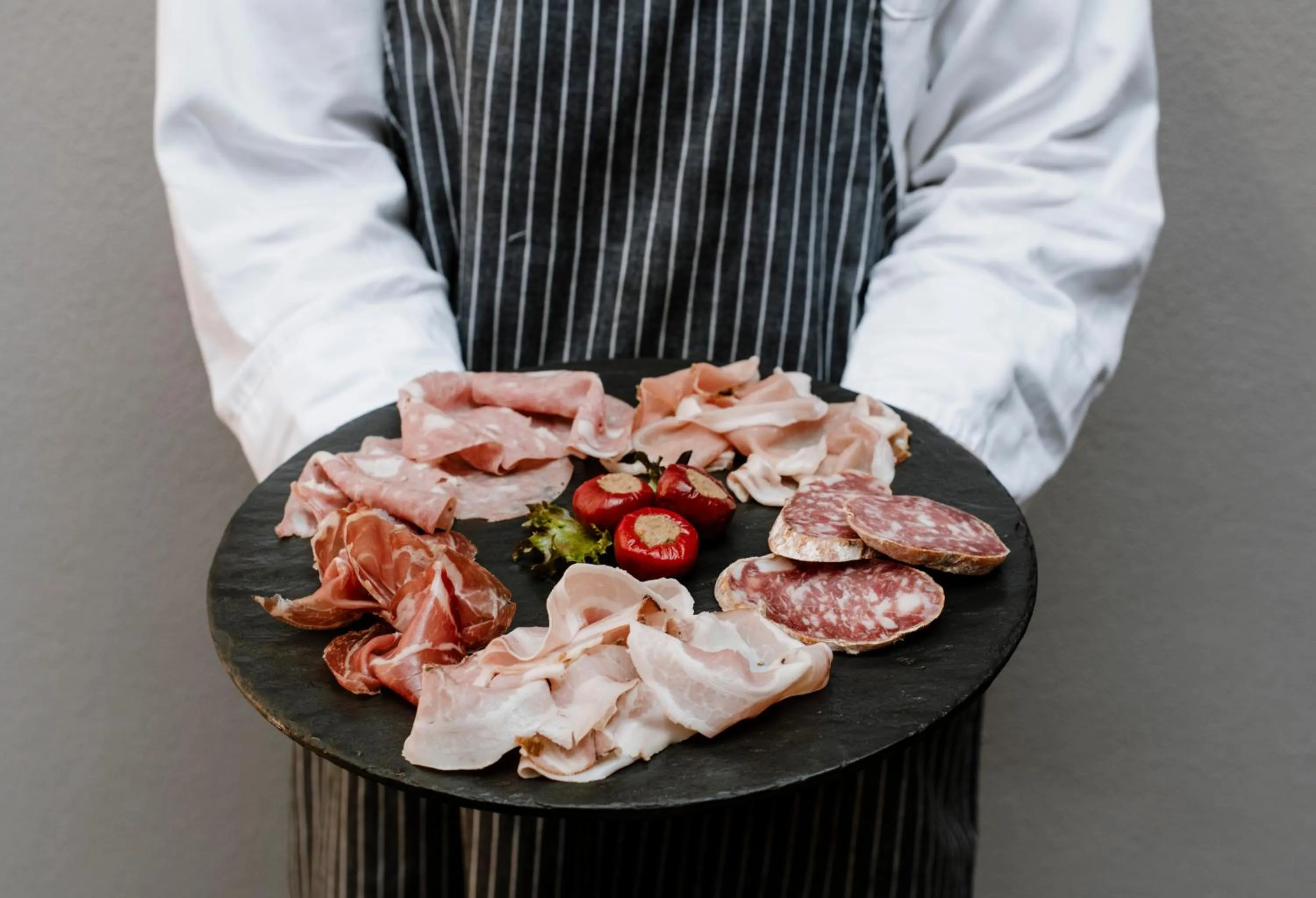 Restaurant/places to eat in Uve Rooms & Wine Bar