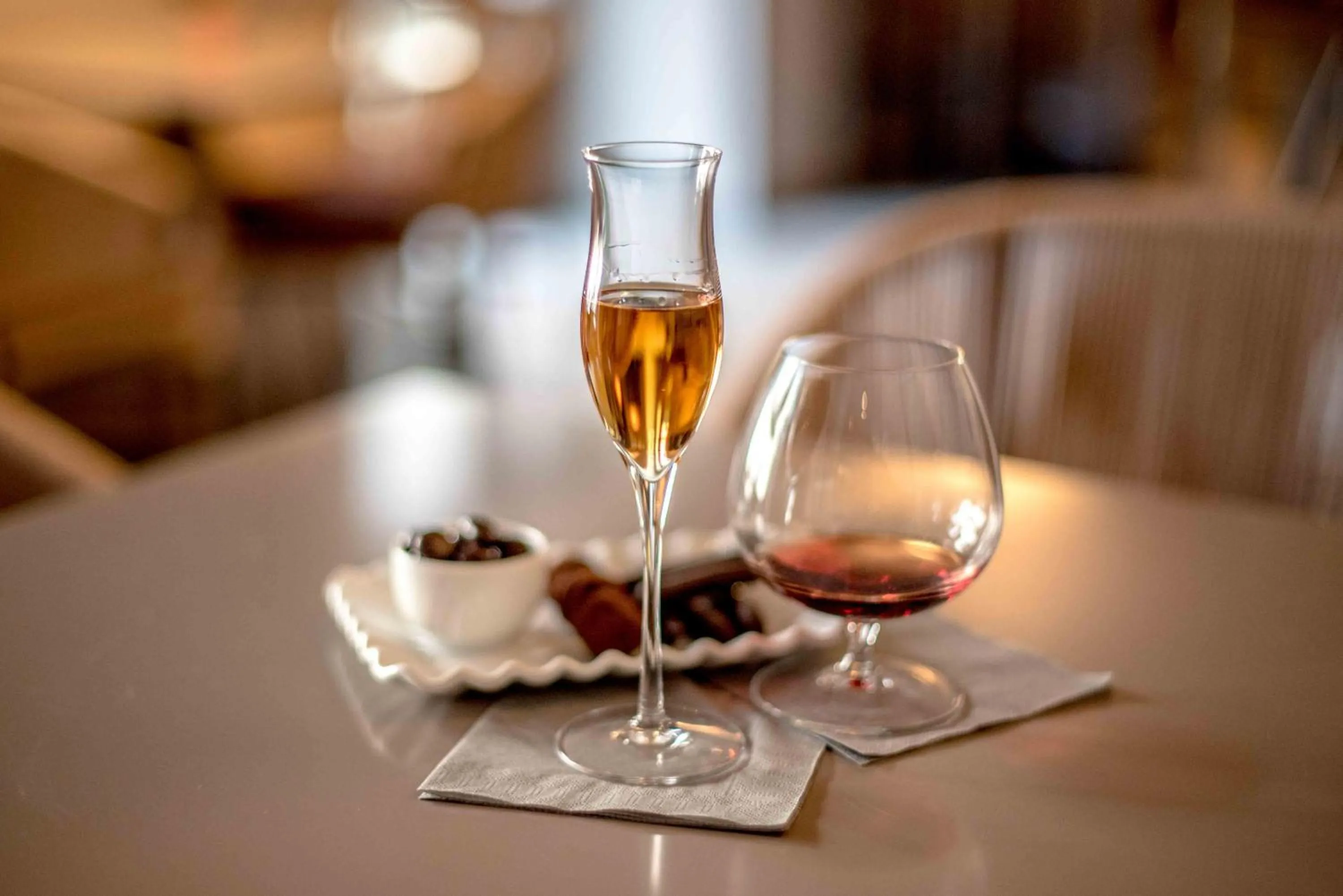 Lounge or bar in Uve Rooms & Wine Bar