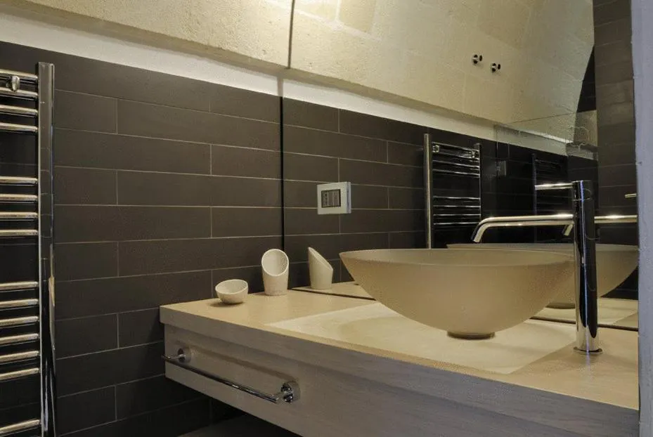 Bathroom in Masseria Bagnara Resort & Spa