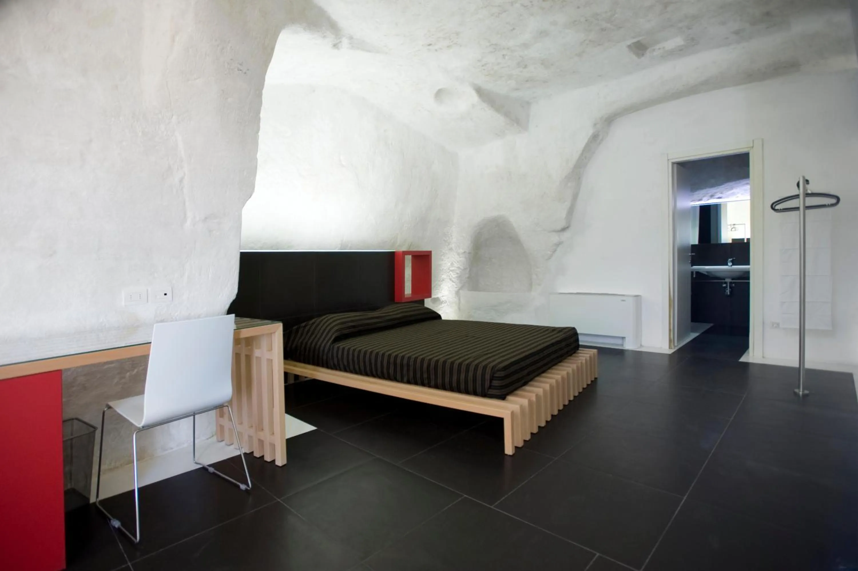 Photo of the whole room, Bed in Basiliani Hotel