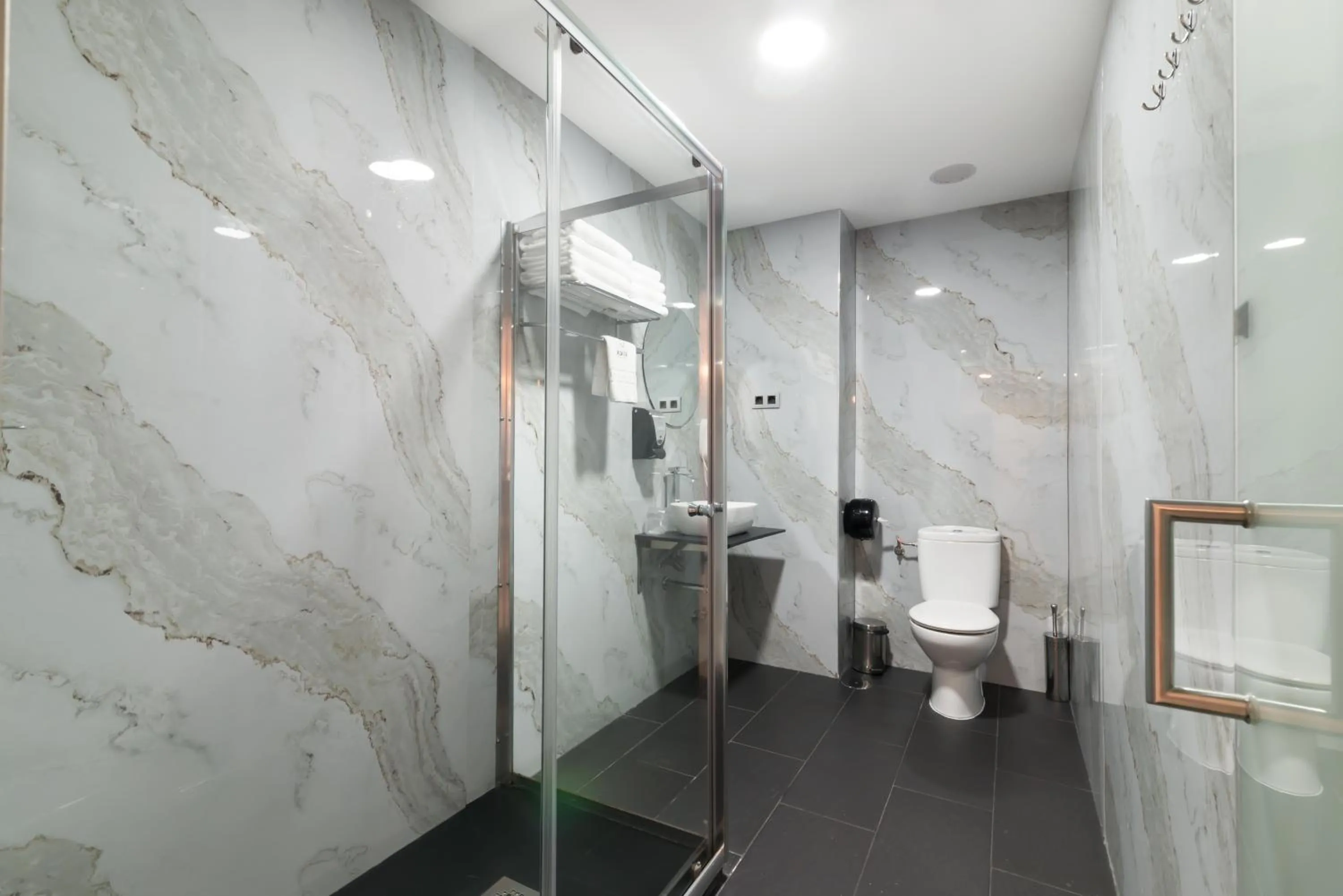 Bathroom in Roisa Hostal Boutique