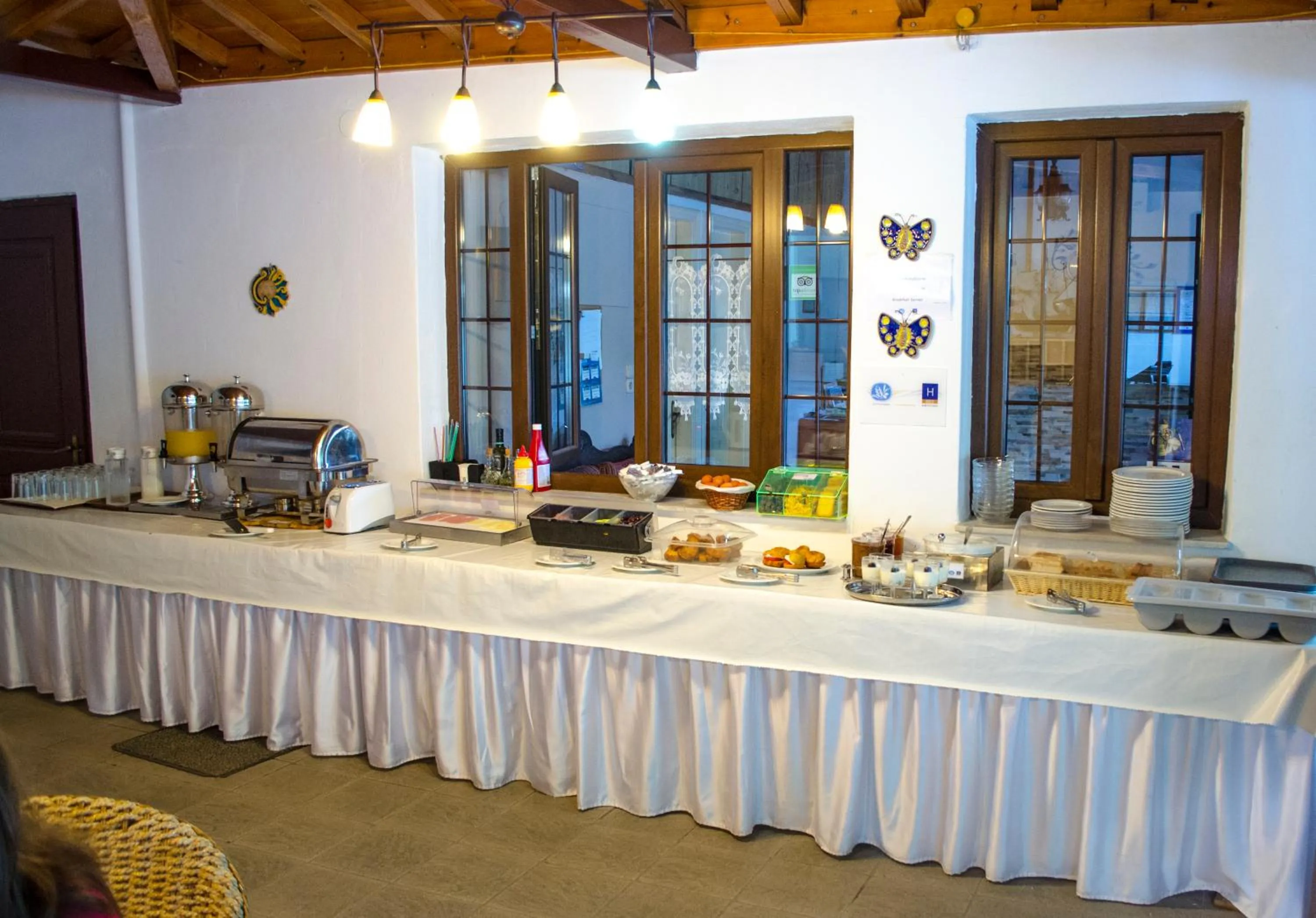 Buffet breakfast in Hovolo Hotel Apartments