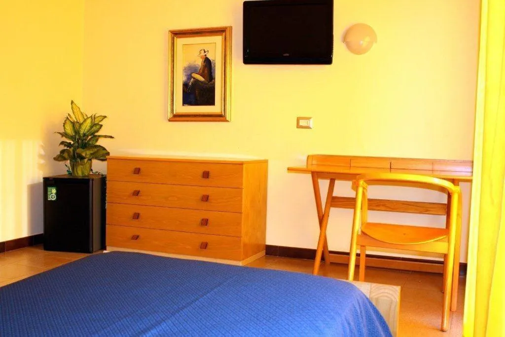 Decorative detail, Bed in Hotel Turismo