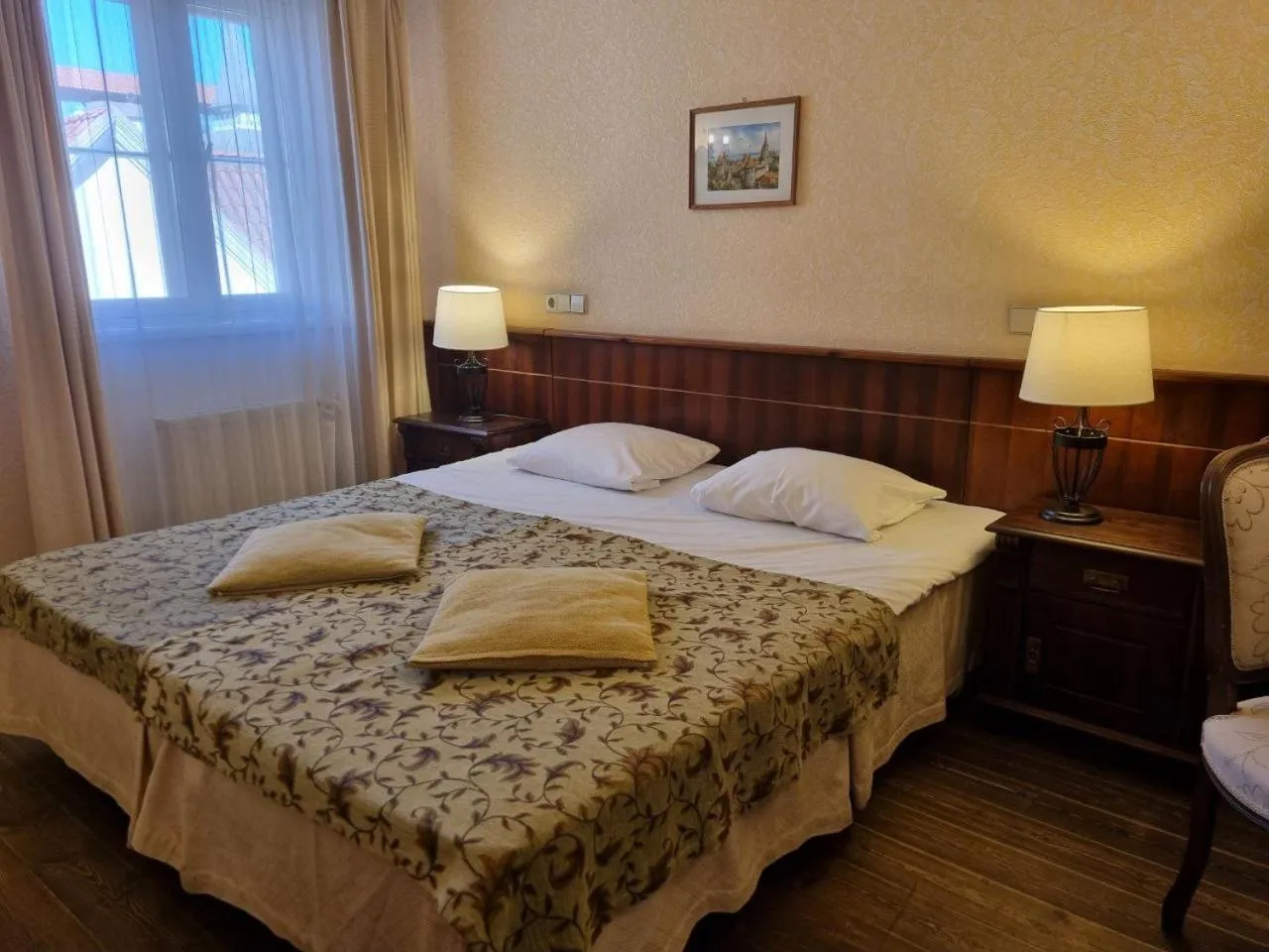 Bed in Taanilinna Hotell